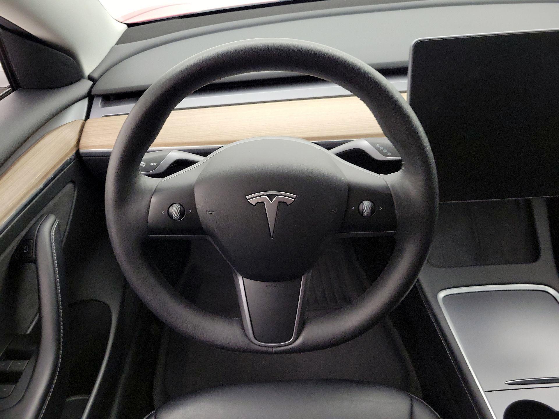 Thumbnail: 2022 Tesla Model 3 - 10