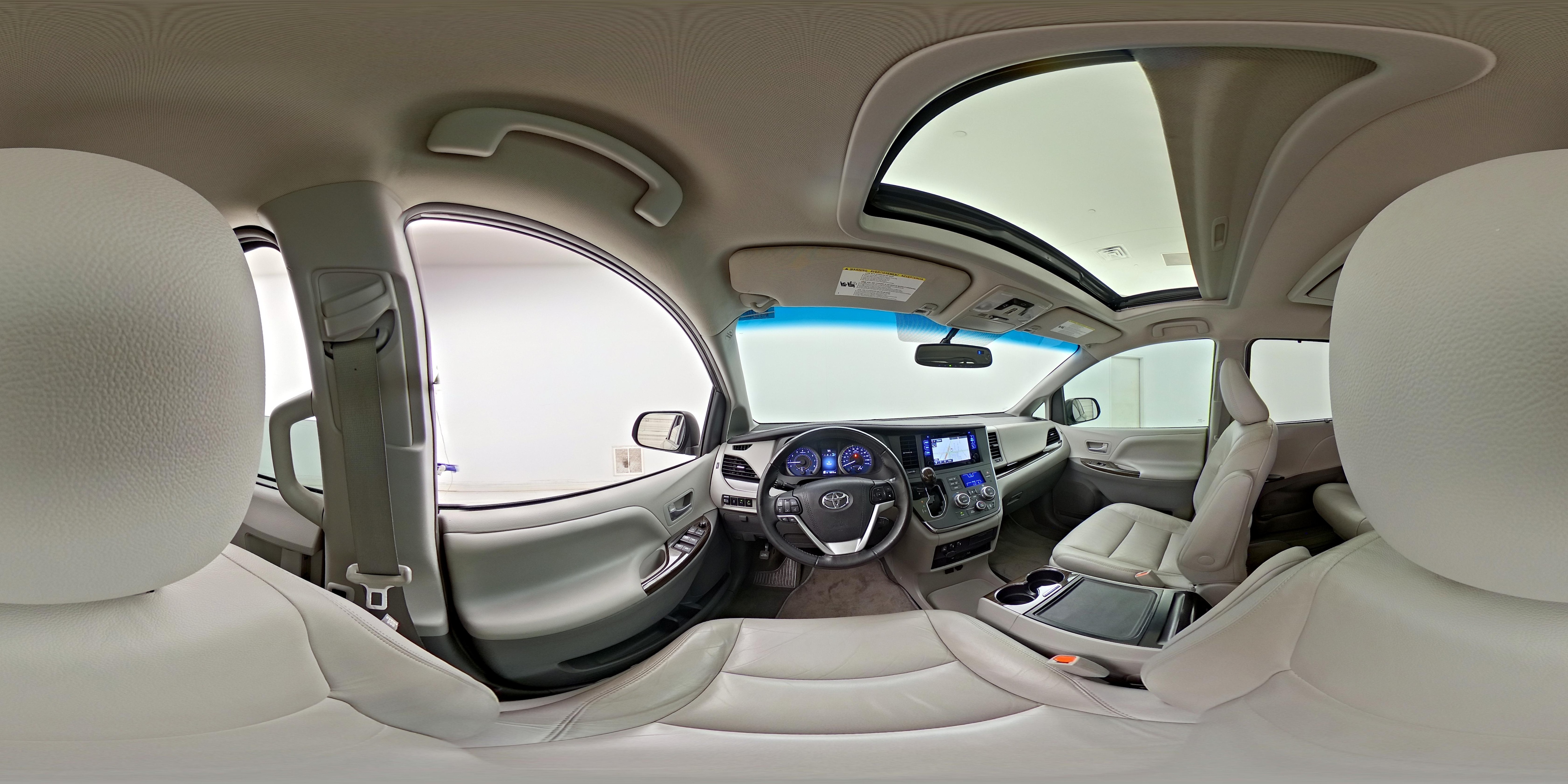 2017 Toyota Sienna XLE Premium - Photo 30