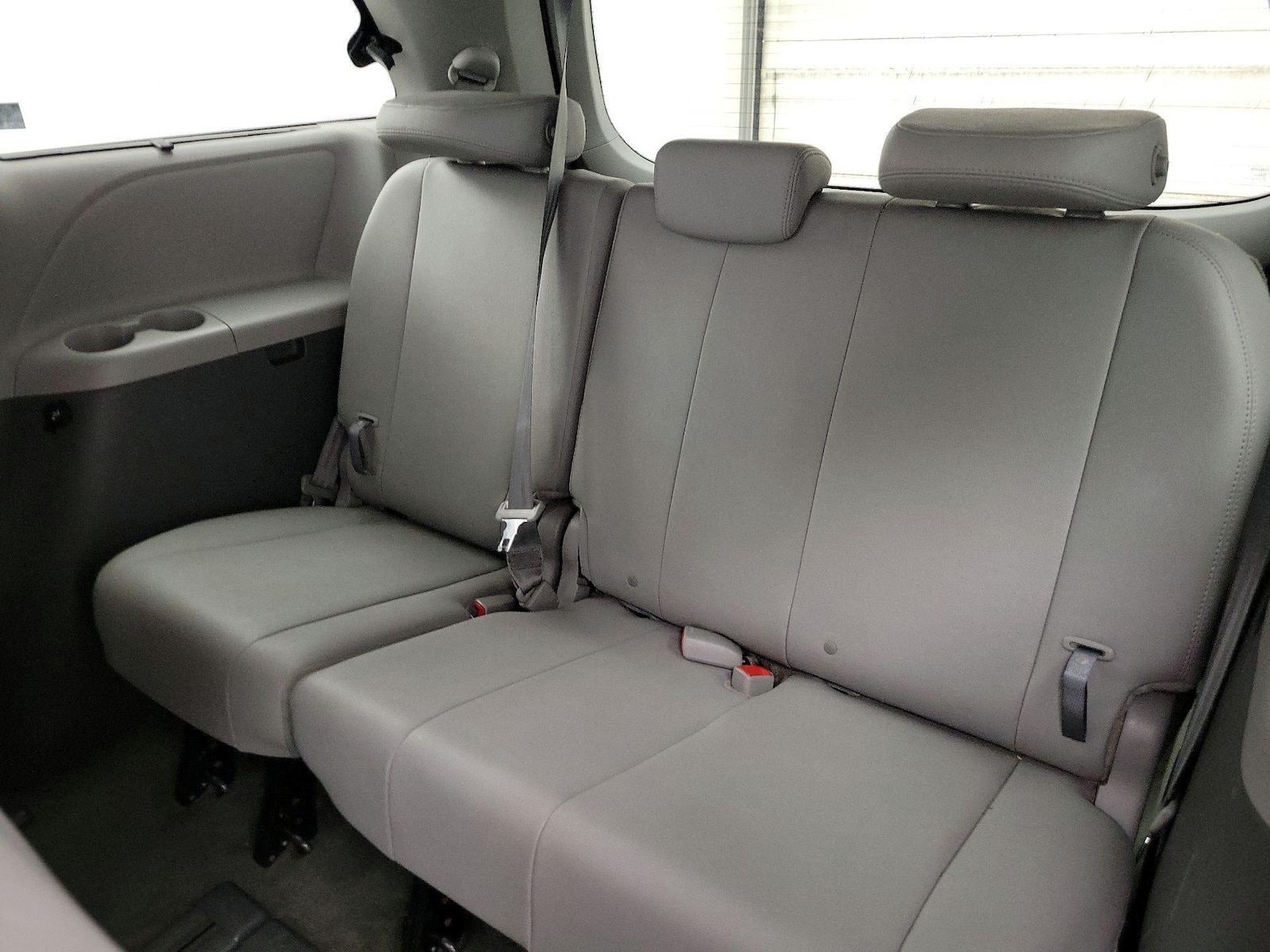 2017 Toyota Sienna XLE Premium - Photo 23