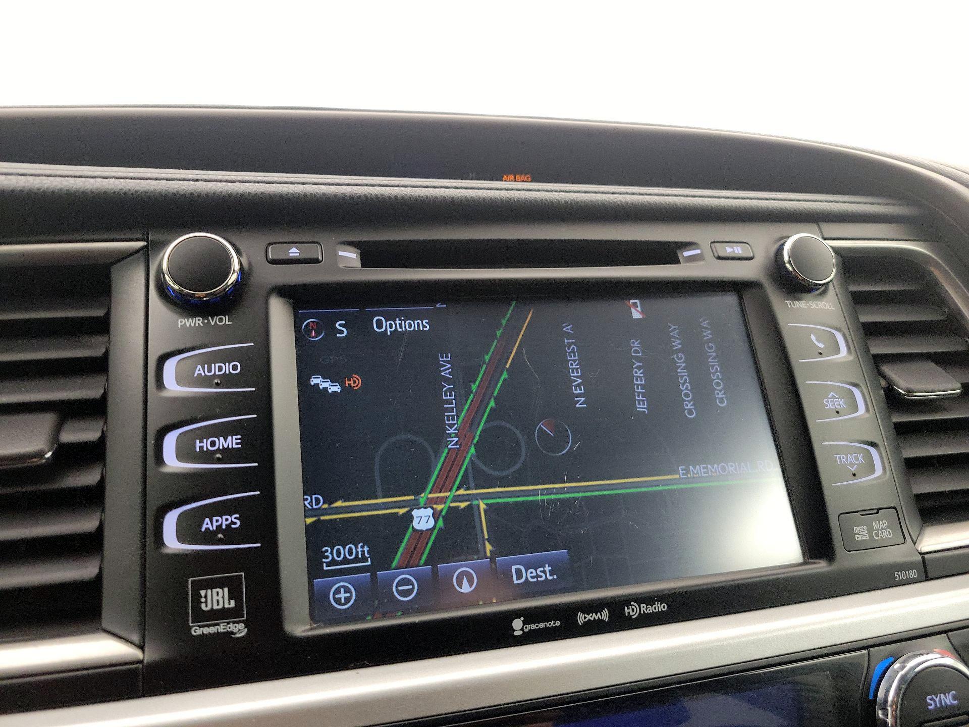 Thumbnail: 2018 Toyota Highlander - 14