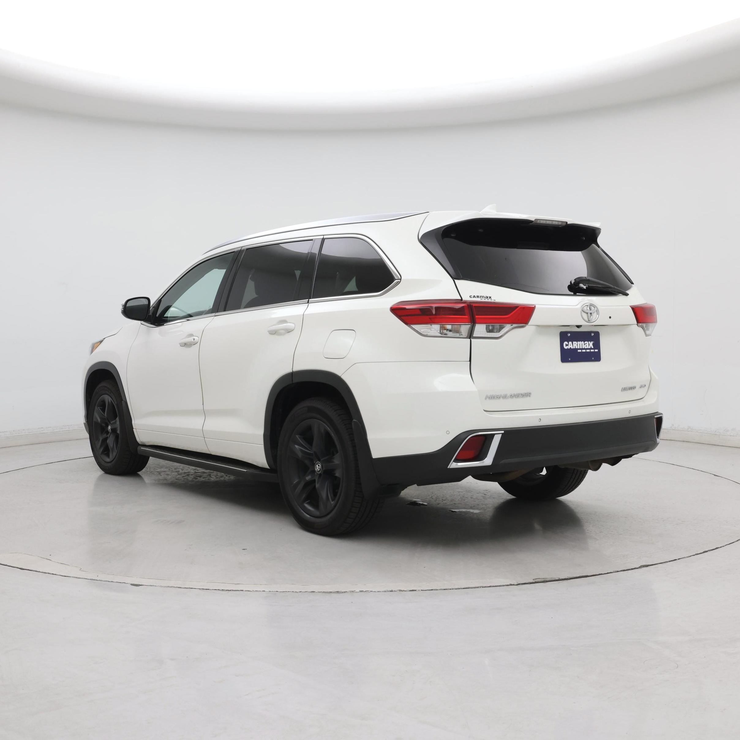 Thumbnail: 2018 Toyota Highlander - 2