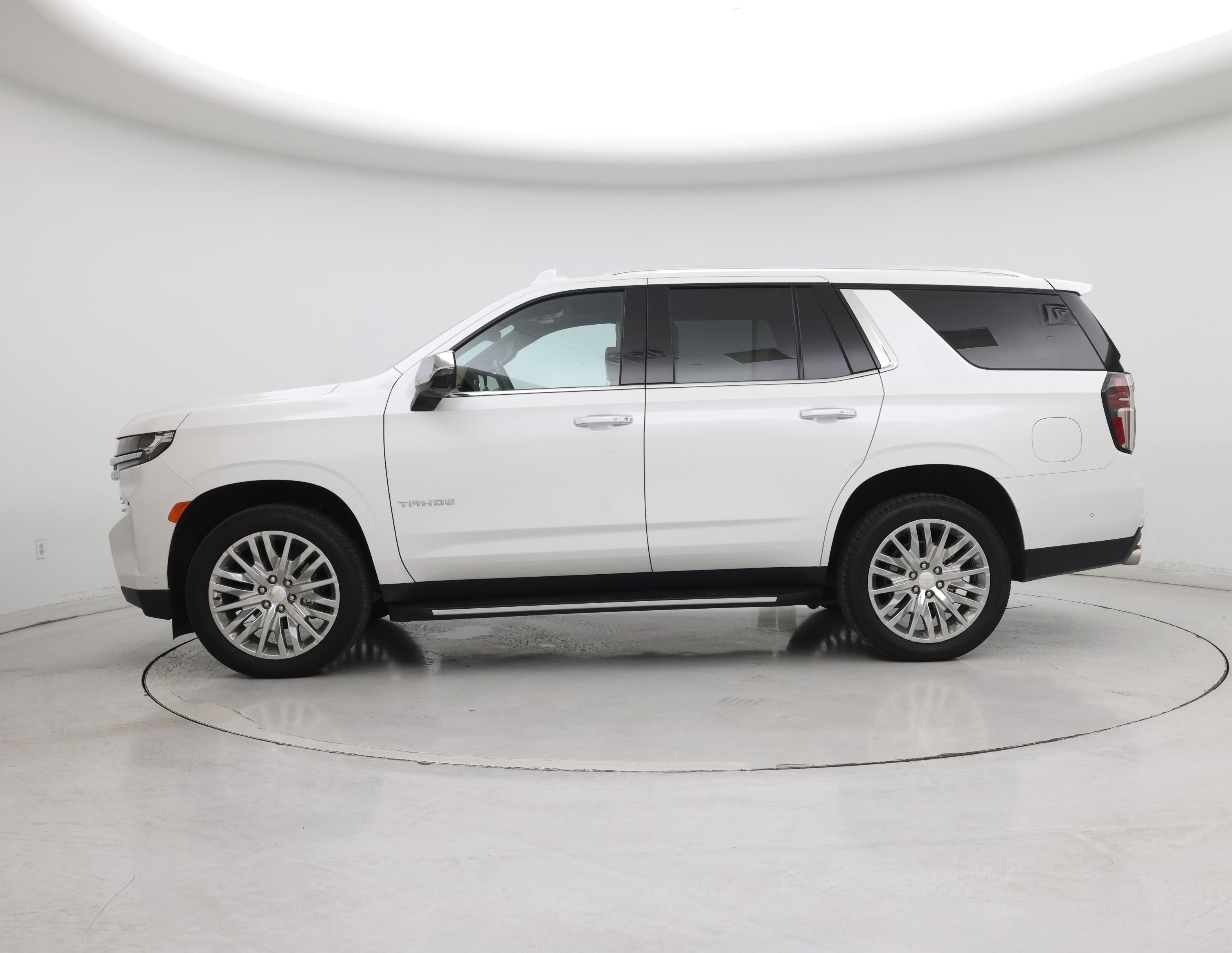 Thumbnail: 2023 Chevrolet Tahoe - 3