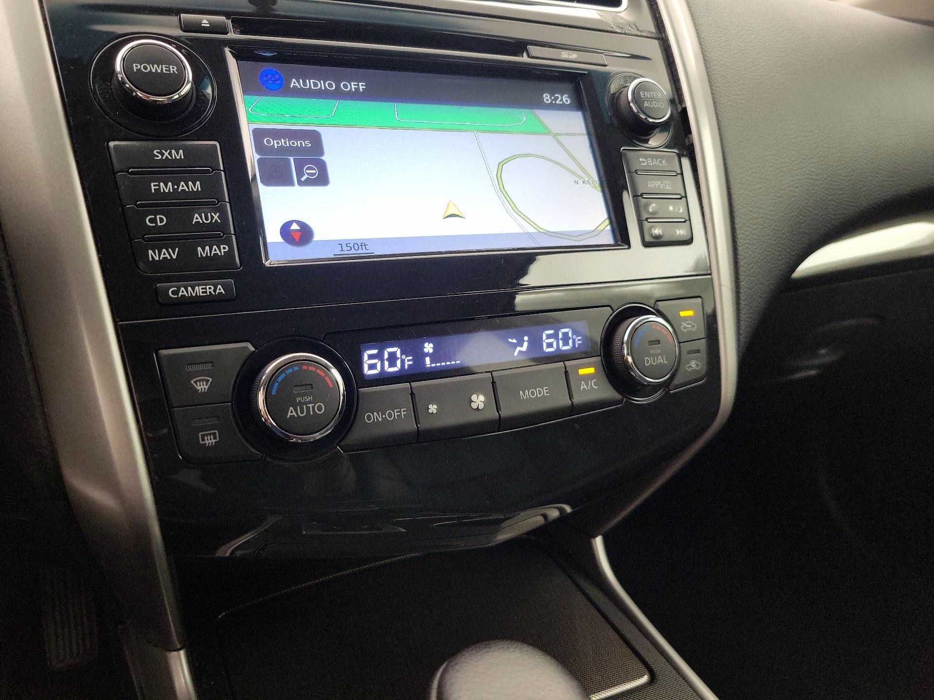 Thumbnail: 2014 Nissan Altima - 17