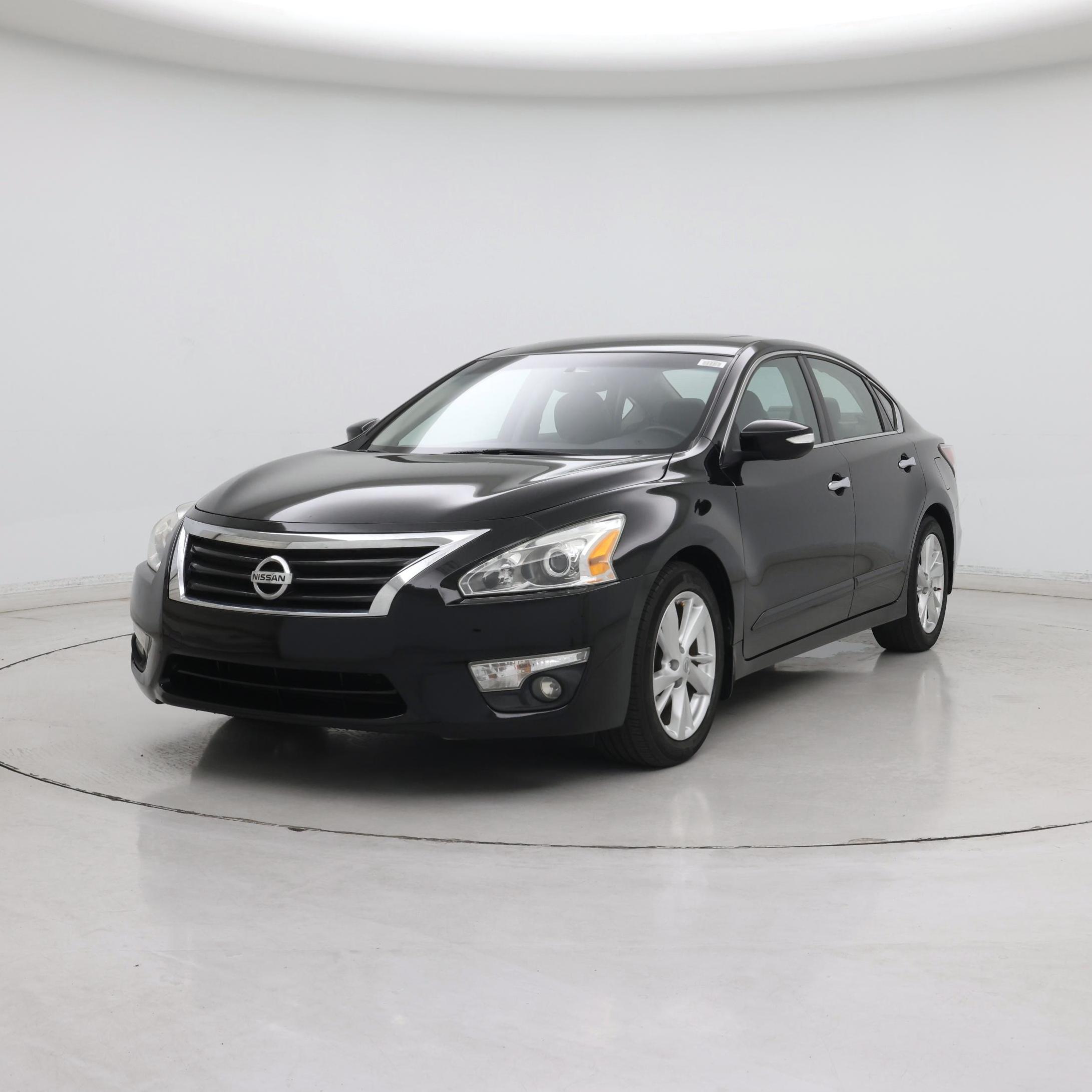 Thumbnail: 2014 Nissan Altima - 4