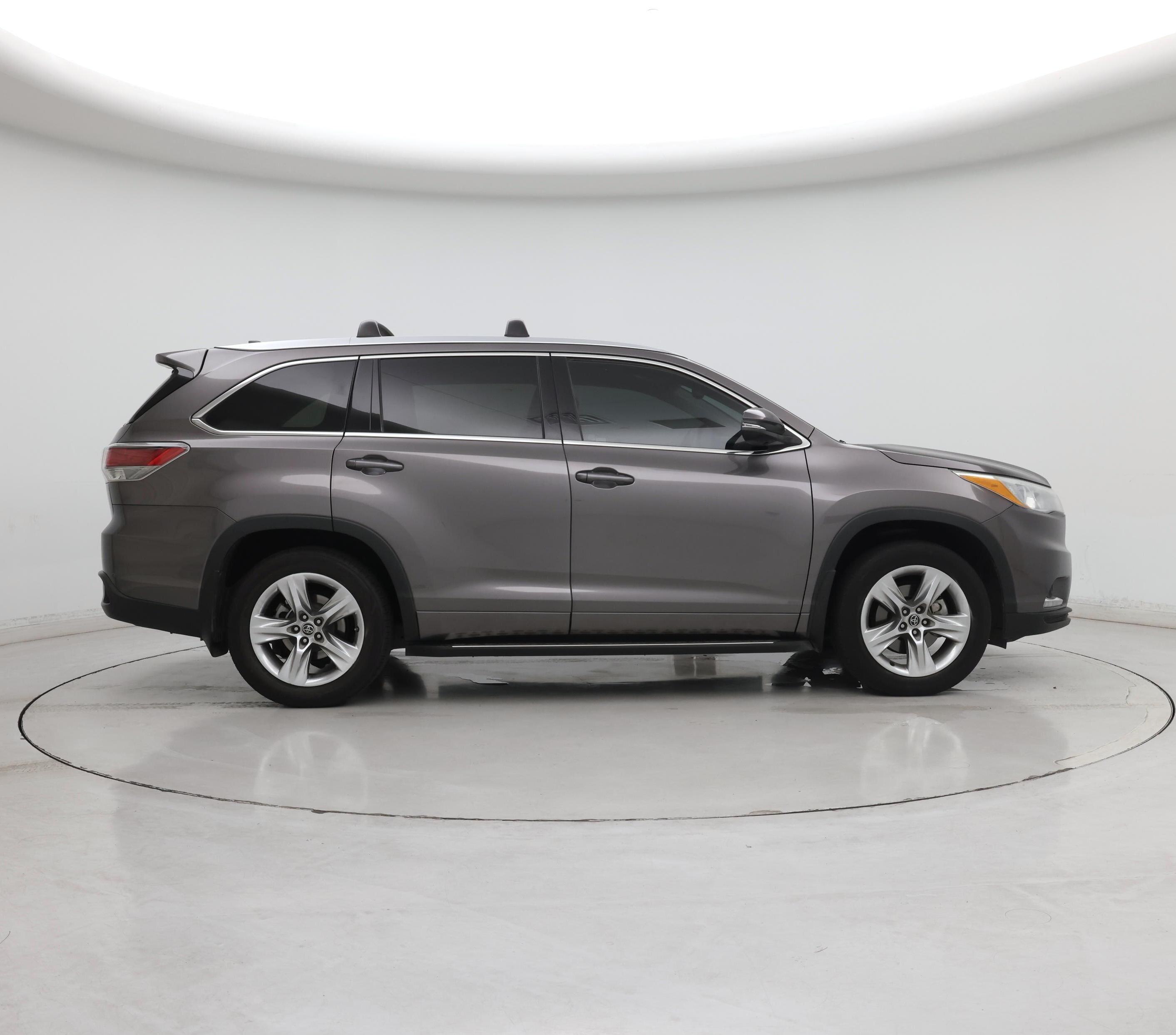 Thumbnail: 2016 Toyota Highlander - 7
