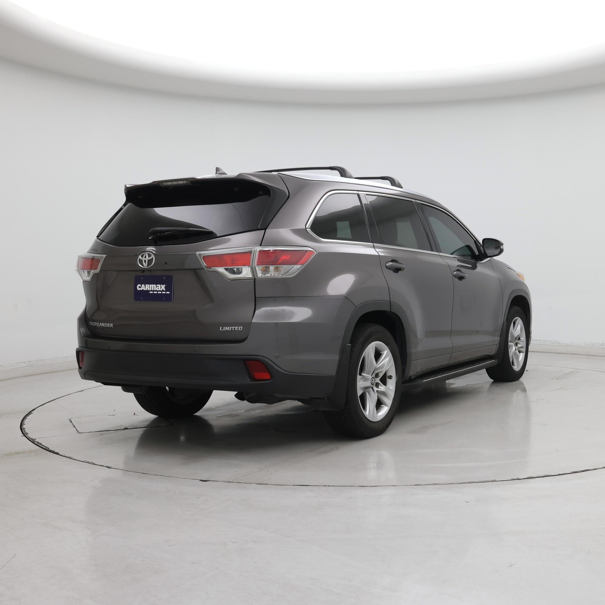 Thumbnail: 2016 Toyota Highlander - 8