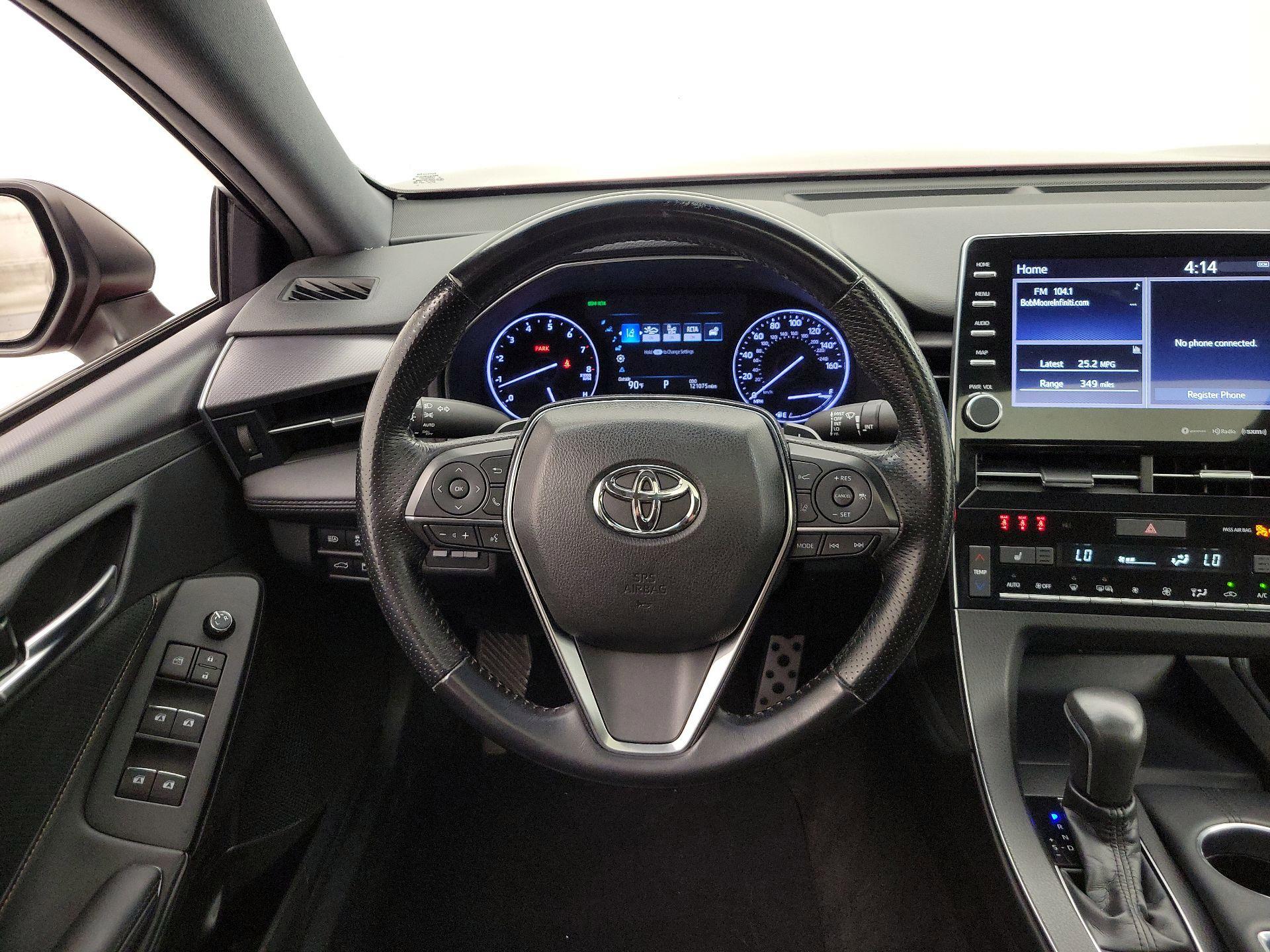 Thumbnail: 2019 Toyota Avalon - 10