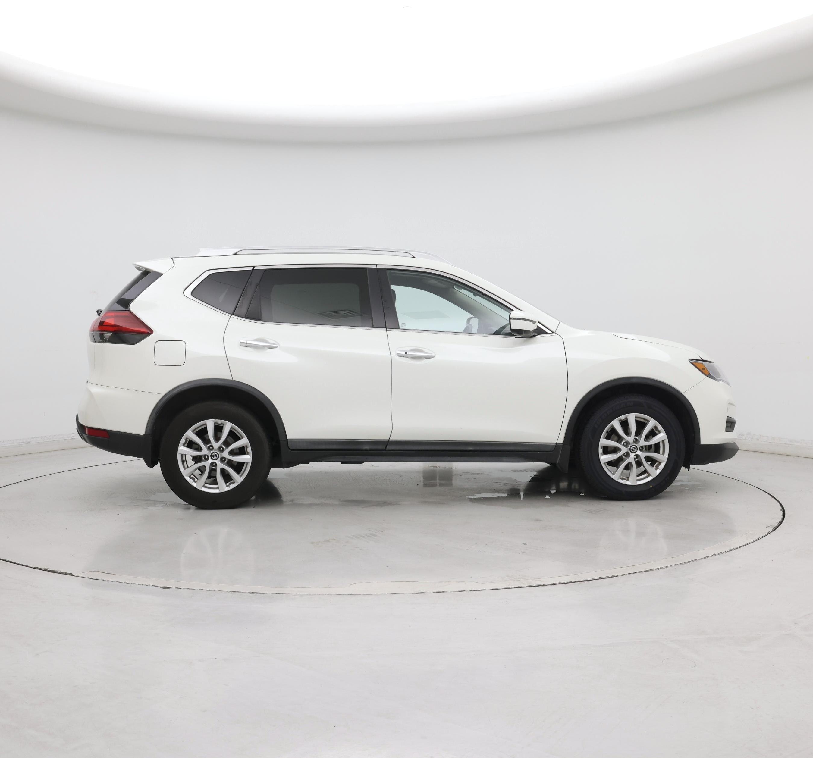 Thumbnail: 2018 Nissan Rogue - 7