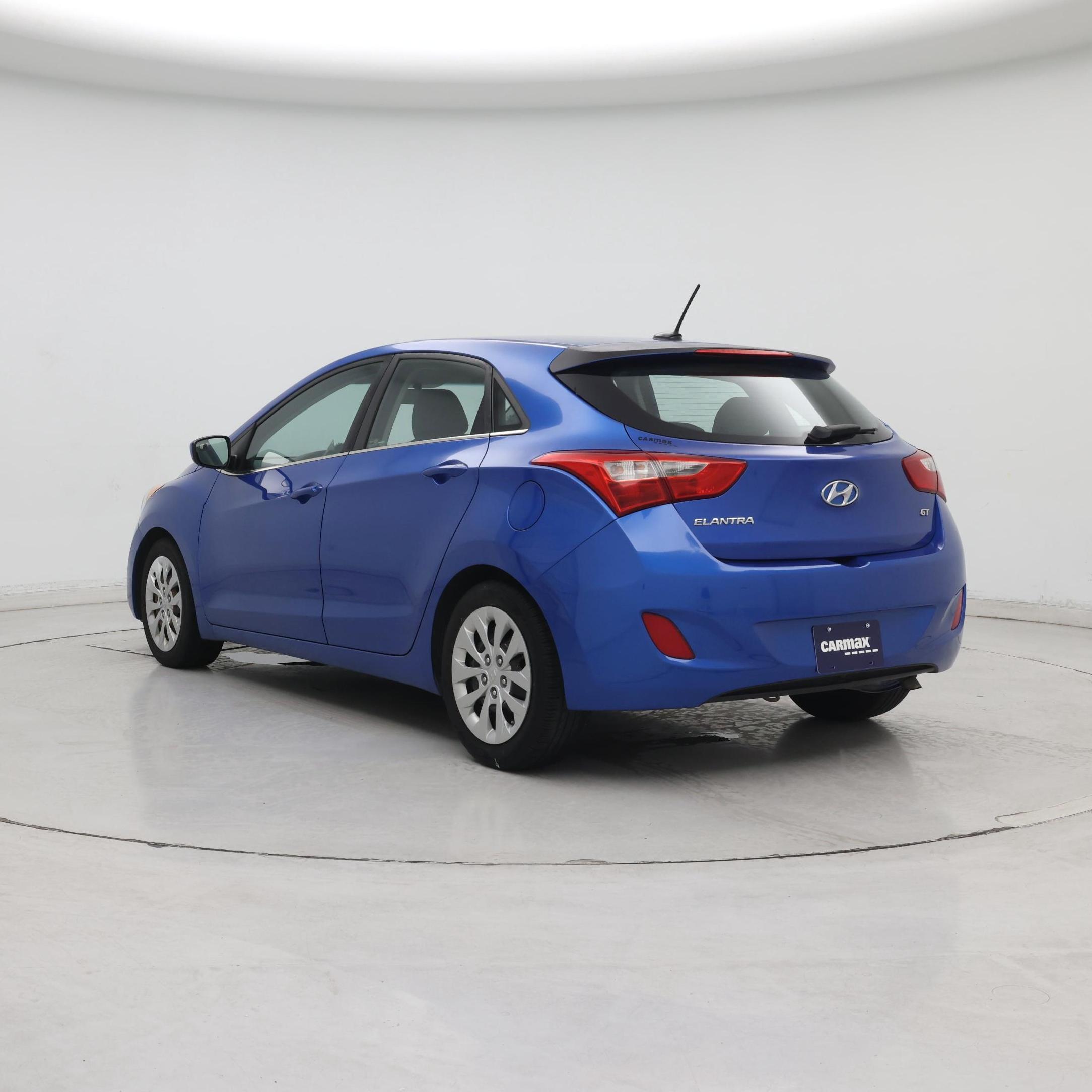 Thumbnail: 2017 Hyundai Elantra - 2
