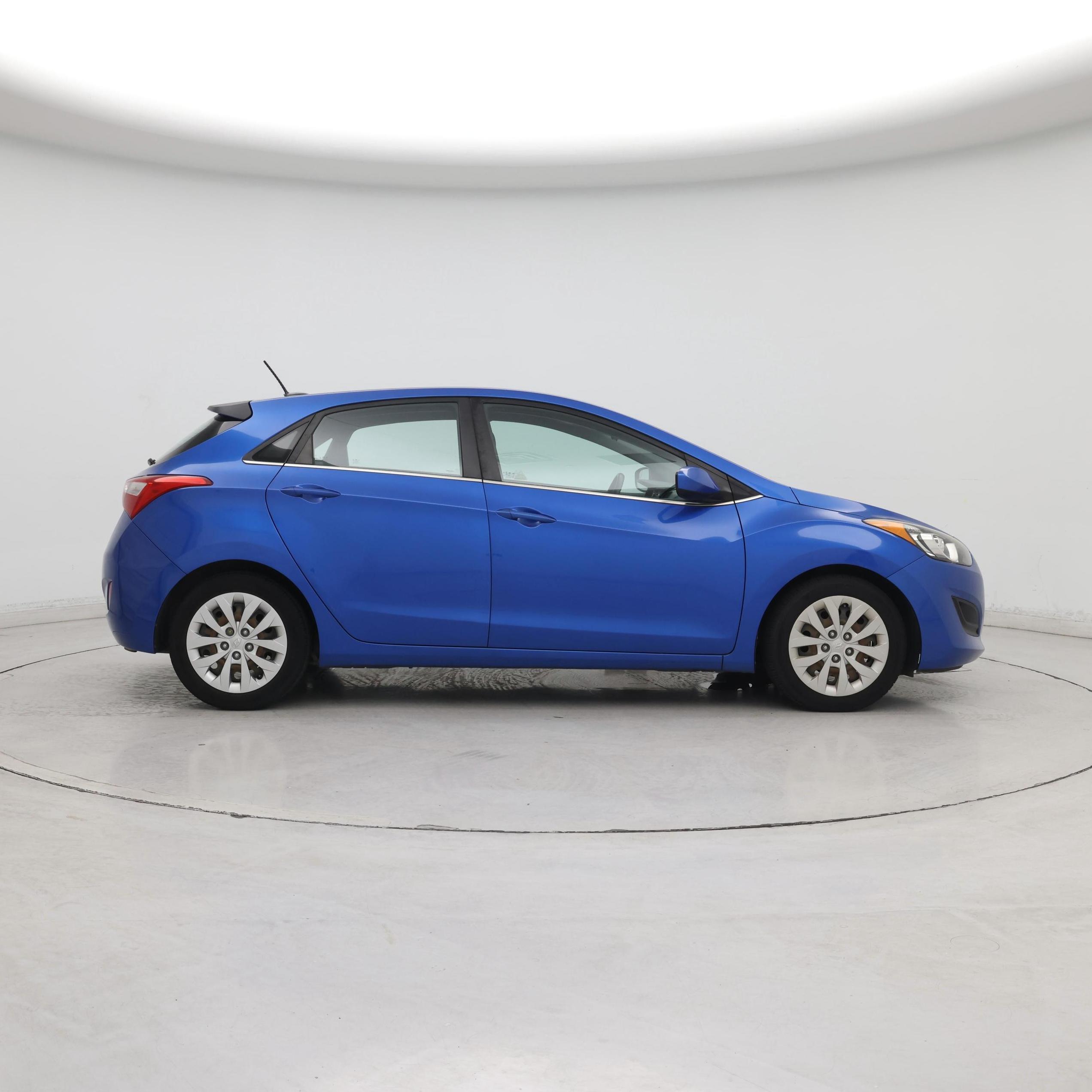 Thumbnail: 2017 Hyundai Elantra - 7