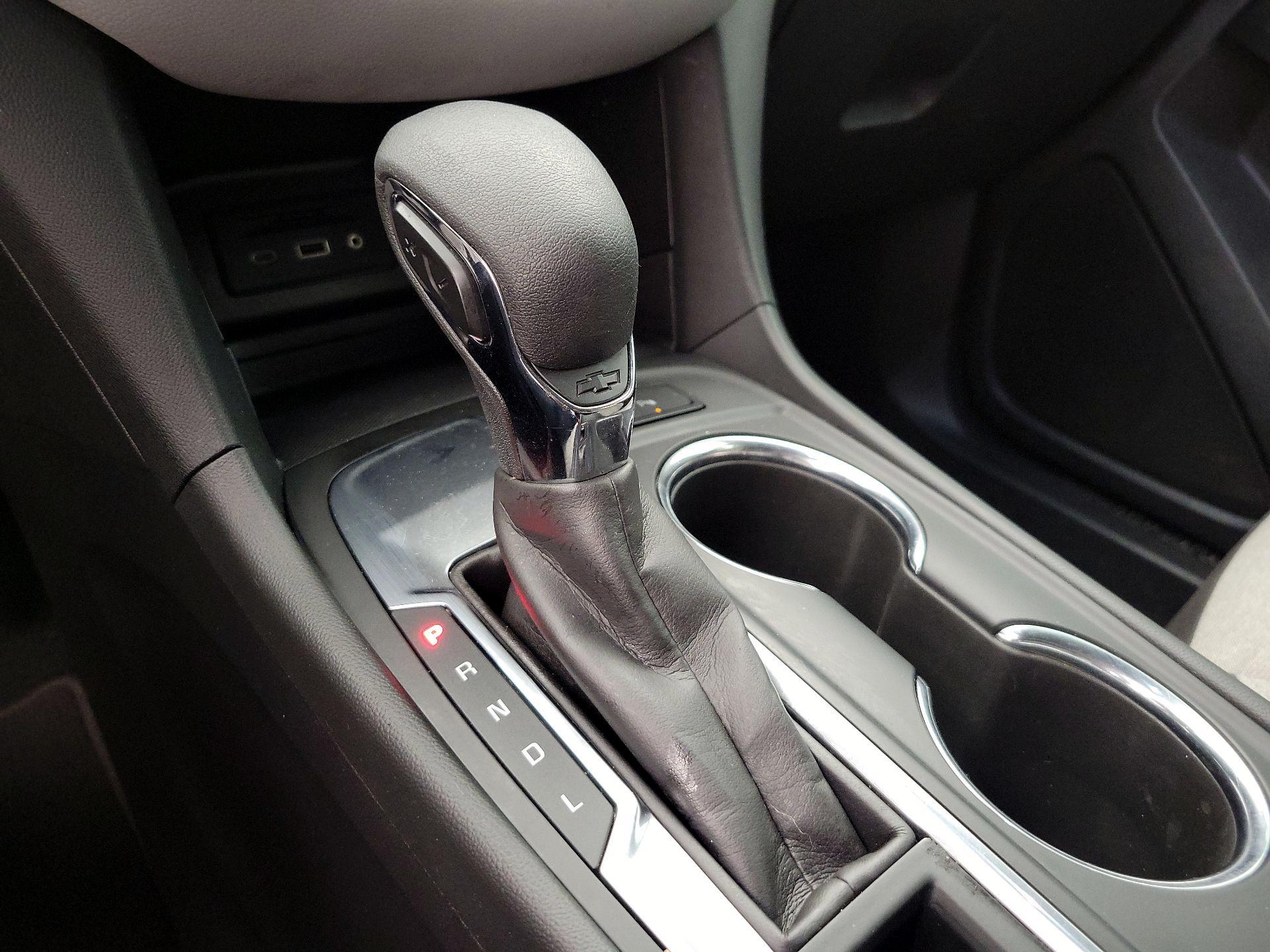 Thumbnail: 2023 Chevrolet Equinox - 17