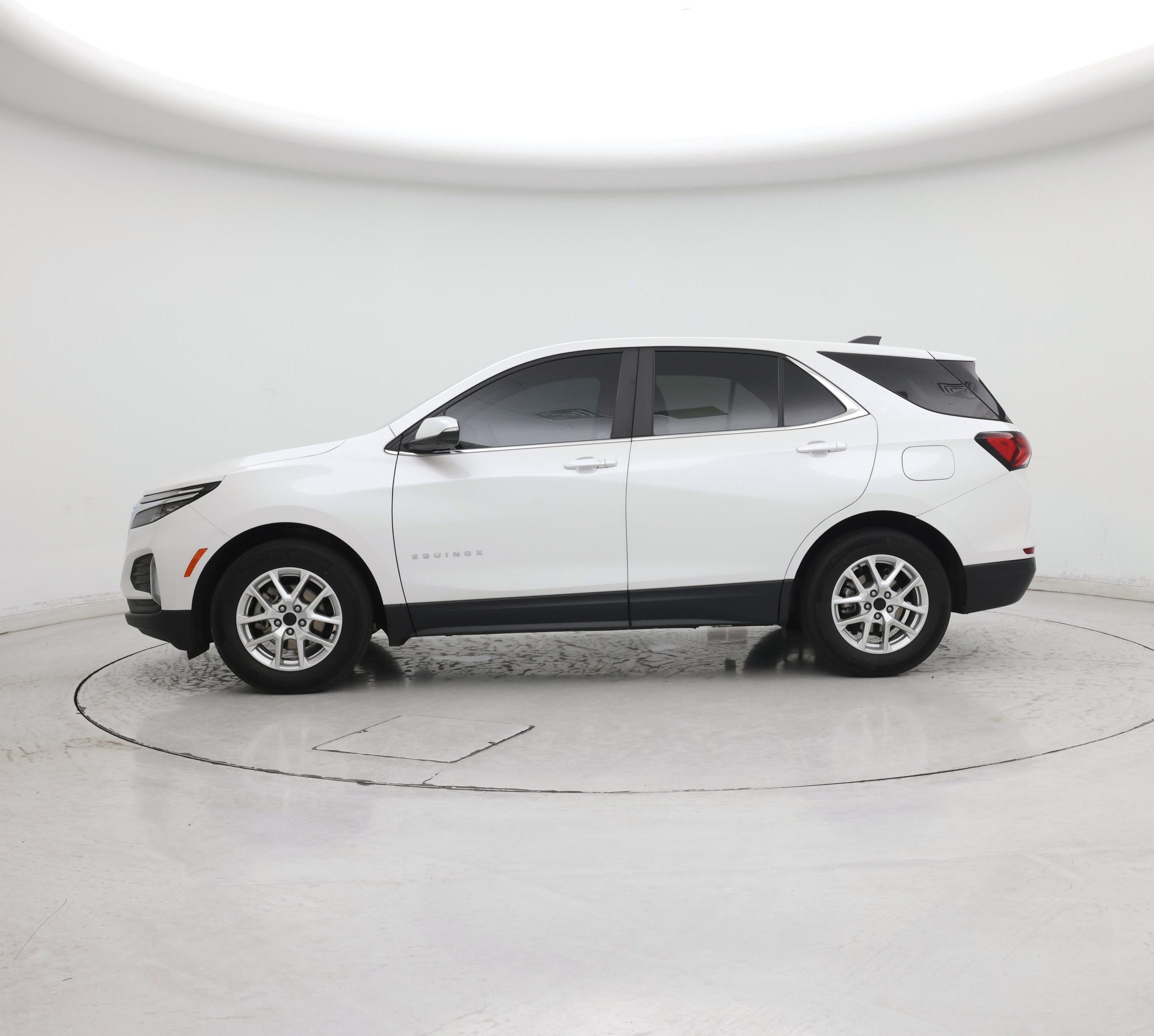 Thumbnail: 2023 Chevrolet Equinox - 3