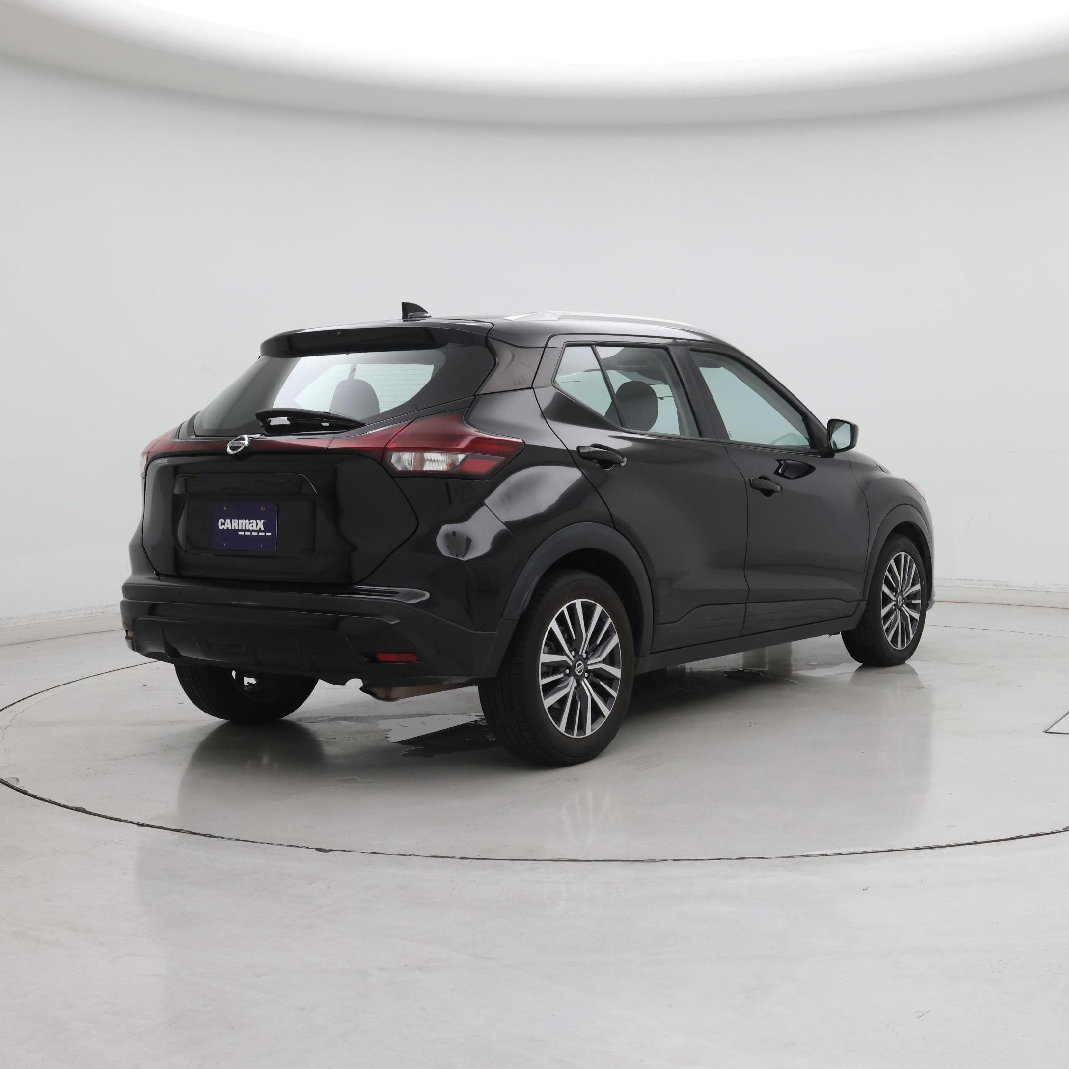 Thumbnail: 2021 Nissan Kicks - 8