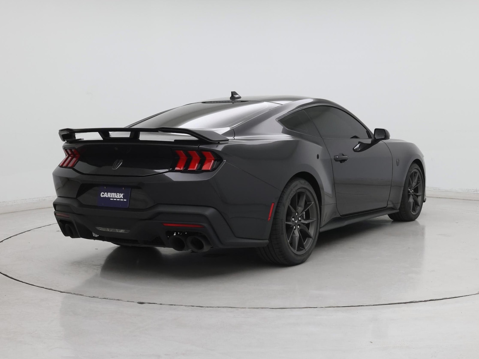 2024 Ford Mustang Dark Horse - Photo 9