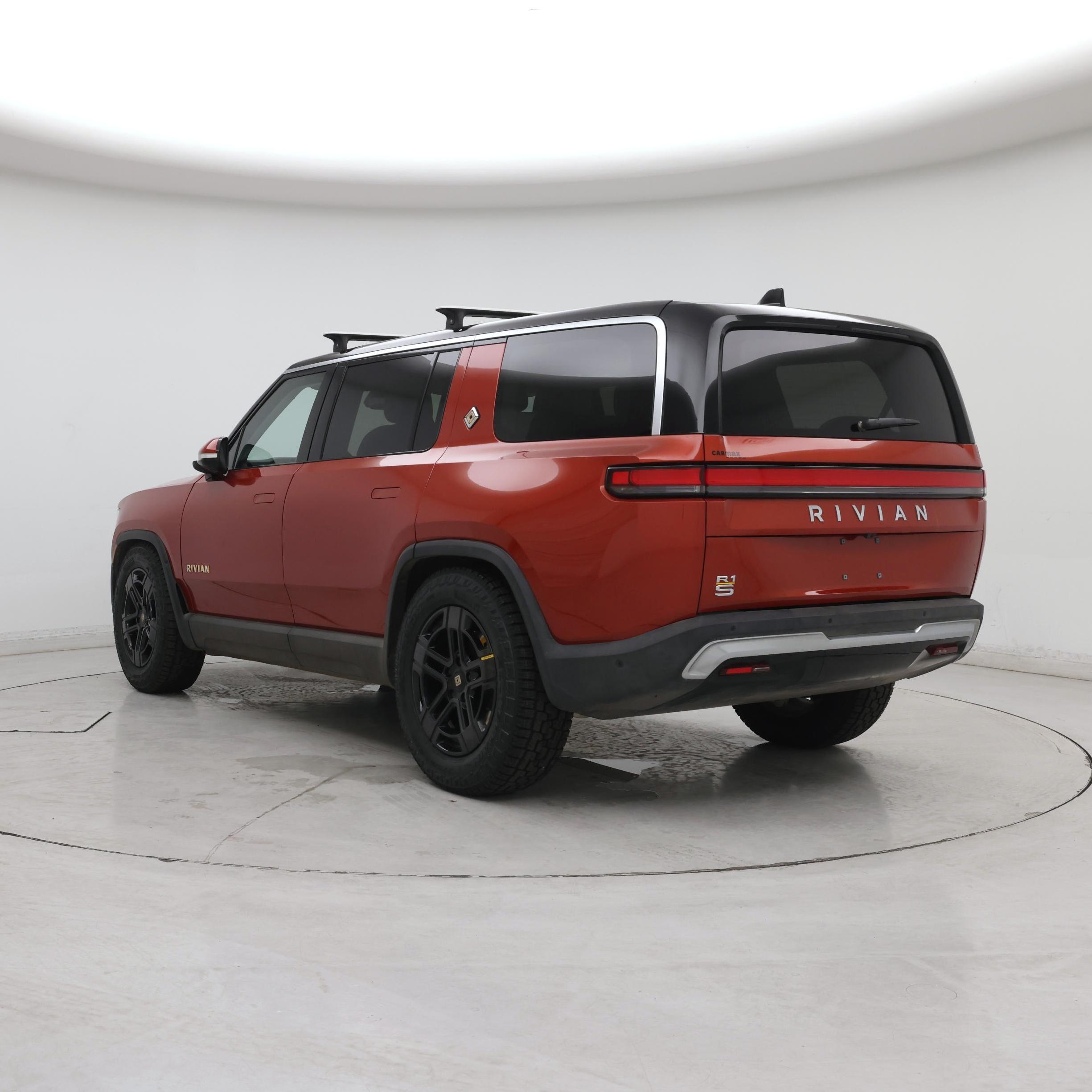 Thumbnail: 2023 Rivian R1S - 2