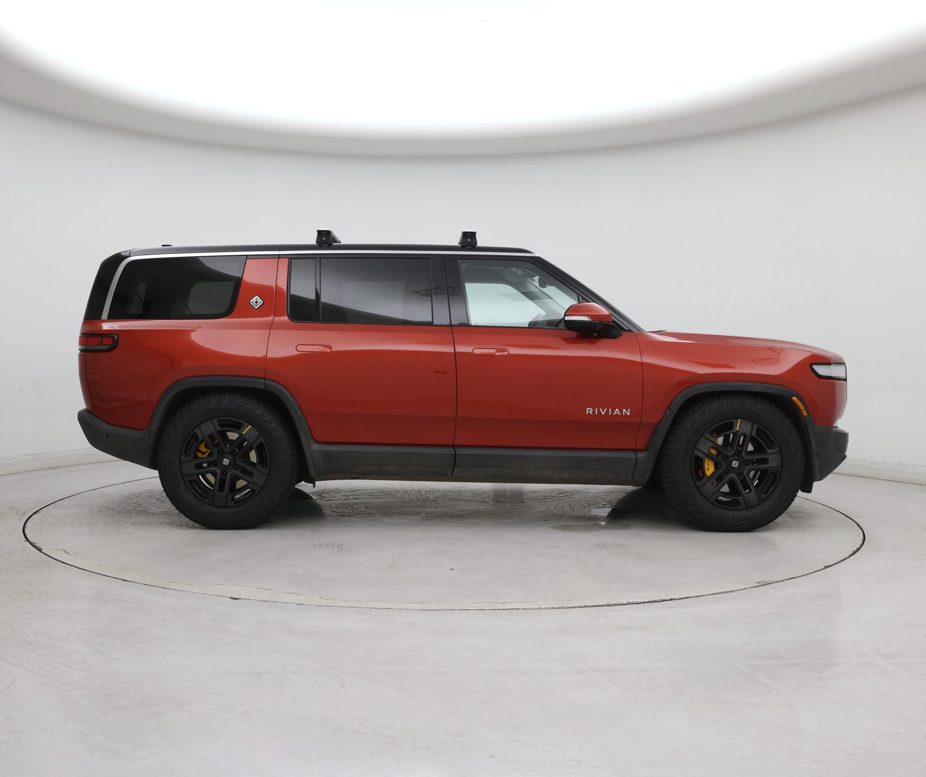 Thumbnail: 2023 Rivian R1S - 7