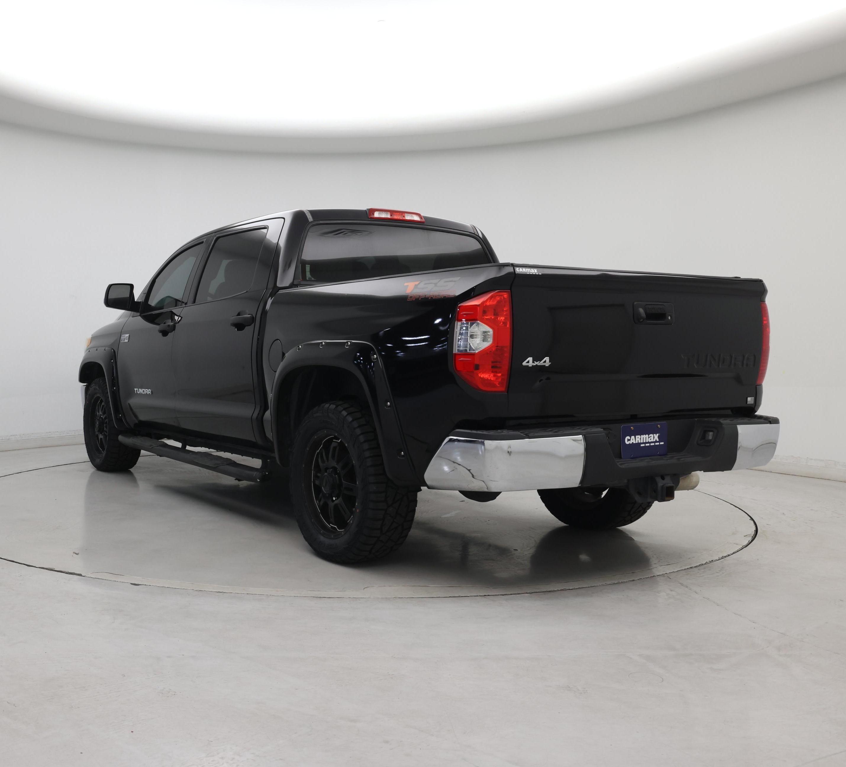 Thumbnail: 2015 Toyota Tundra - 2
