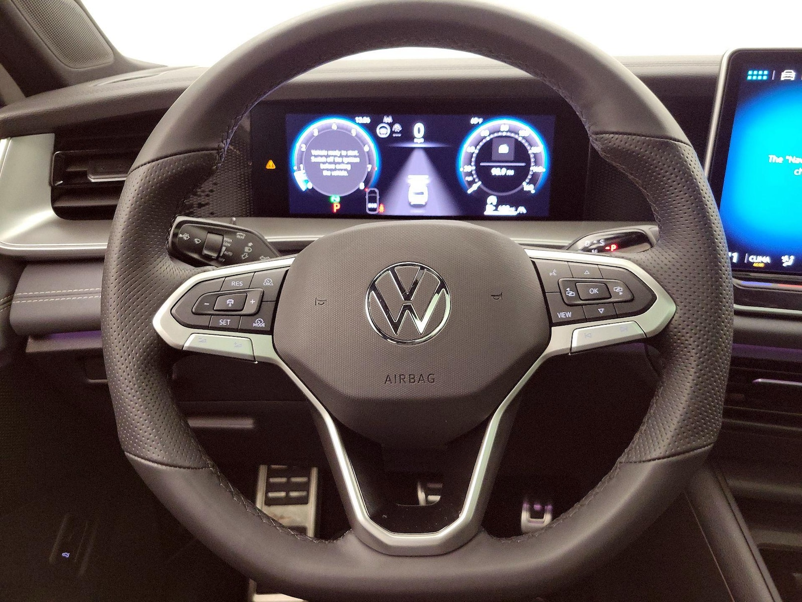 2025 Volkswagen Tiguan SE R-LINE BLACK - Photo 11