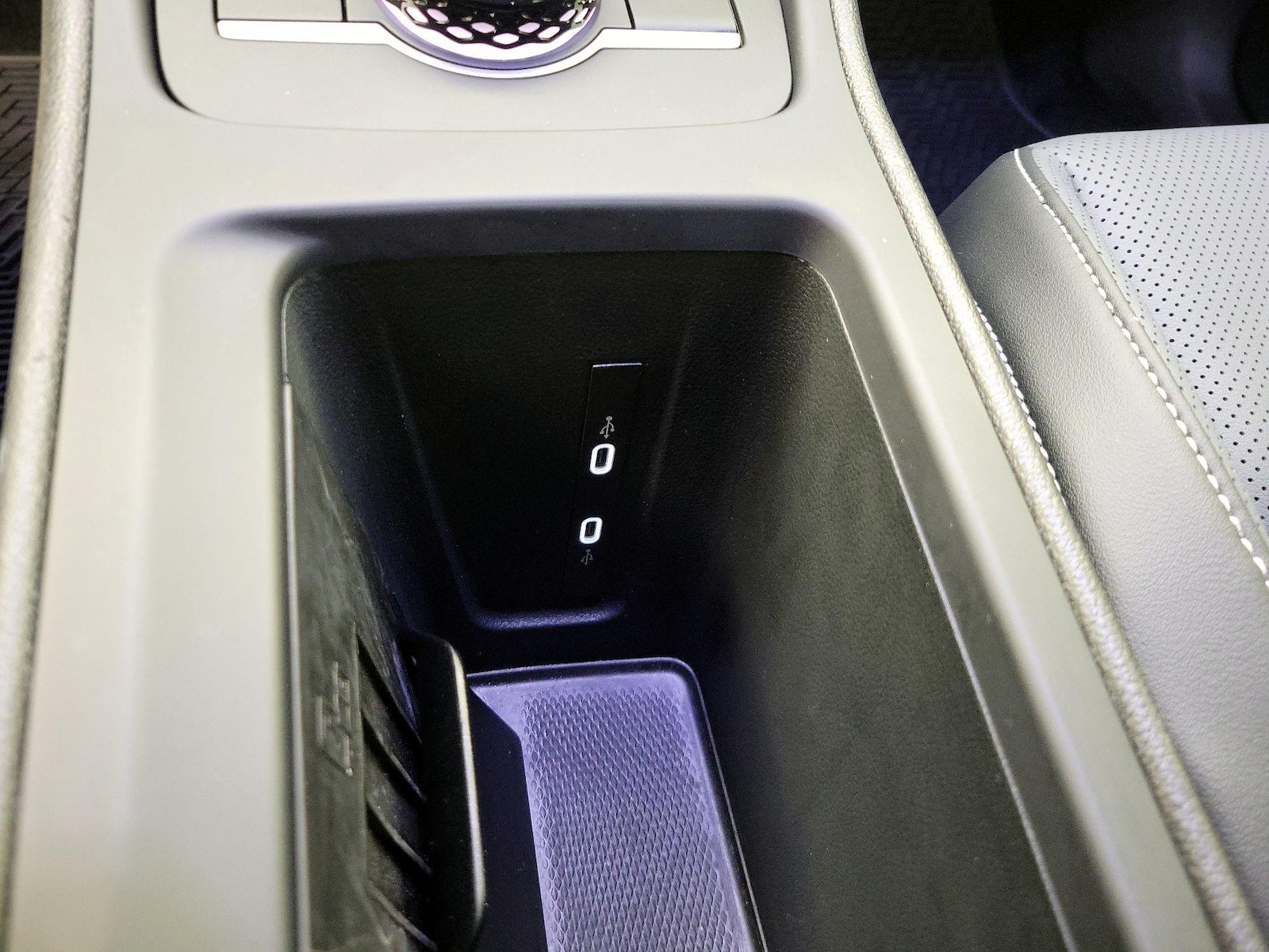 2025 Volkswagen Tiguan SE R-LINE BLACK - Photo 19