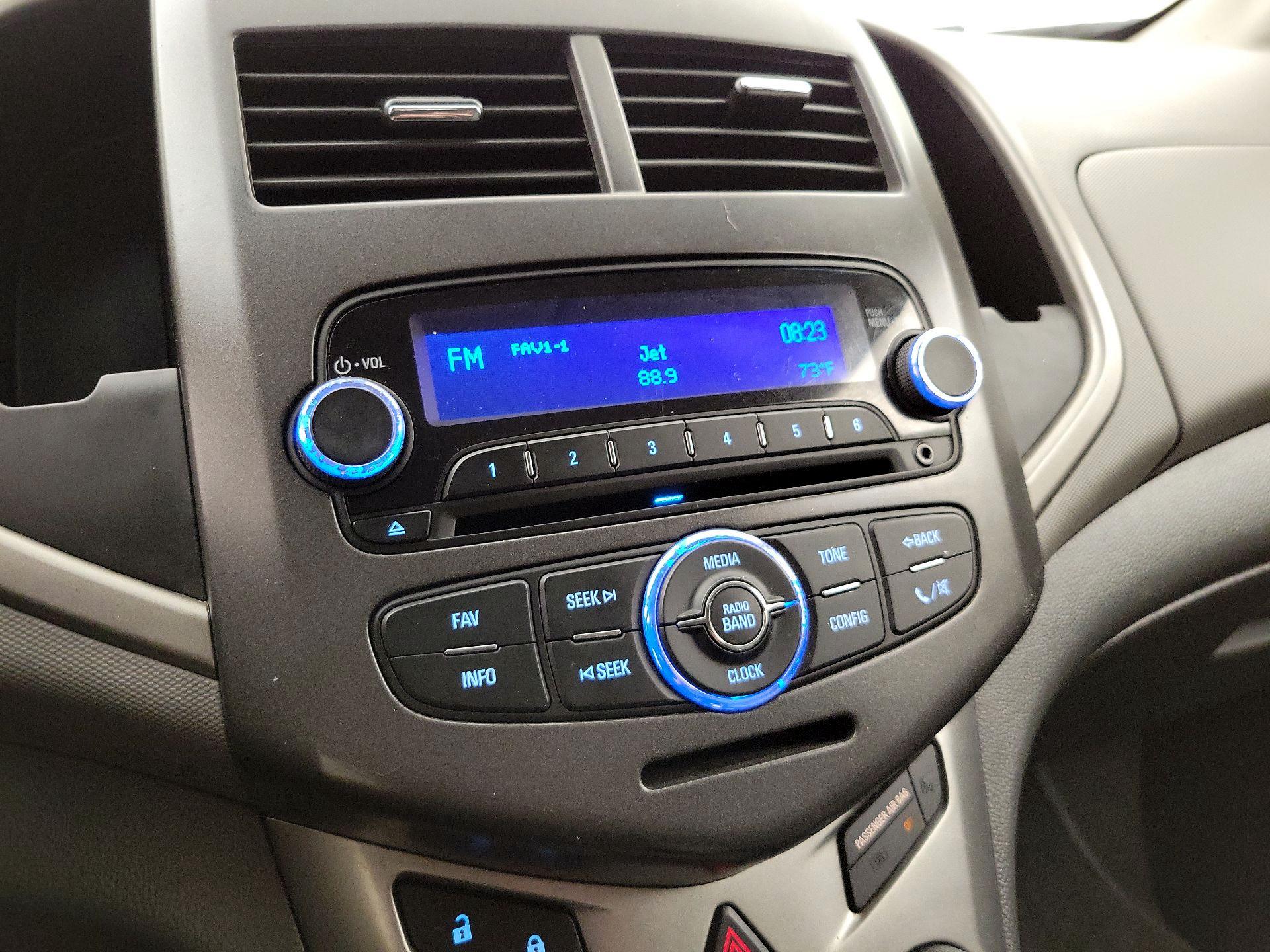 Thumbnail: 2015 Chevrolet Sonic - 14