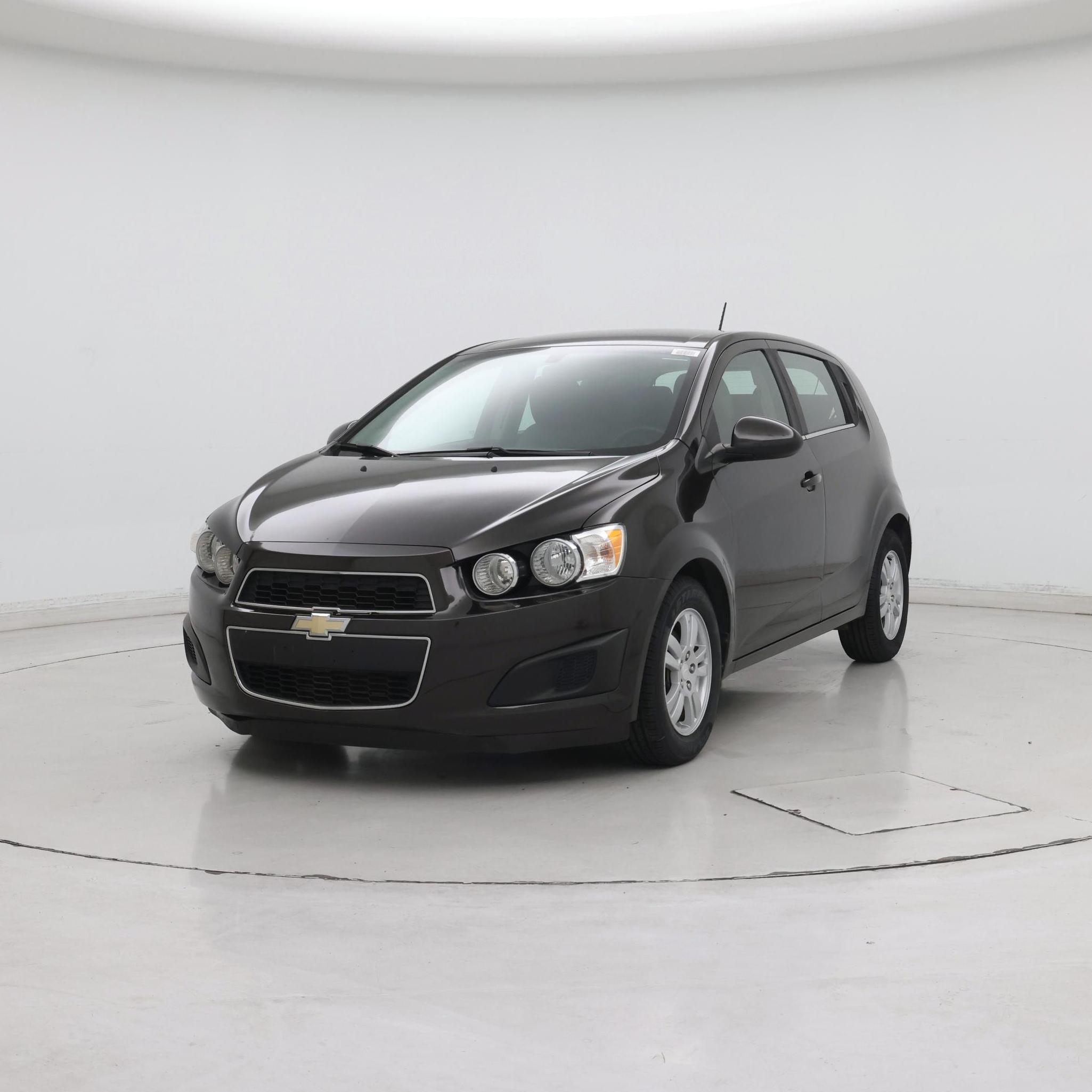 Thumbnail: 2015 Chevrolet Sonic - 4