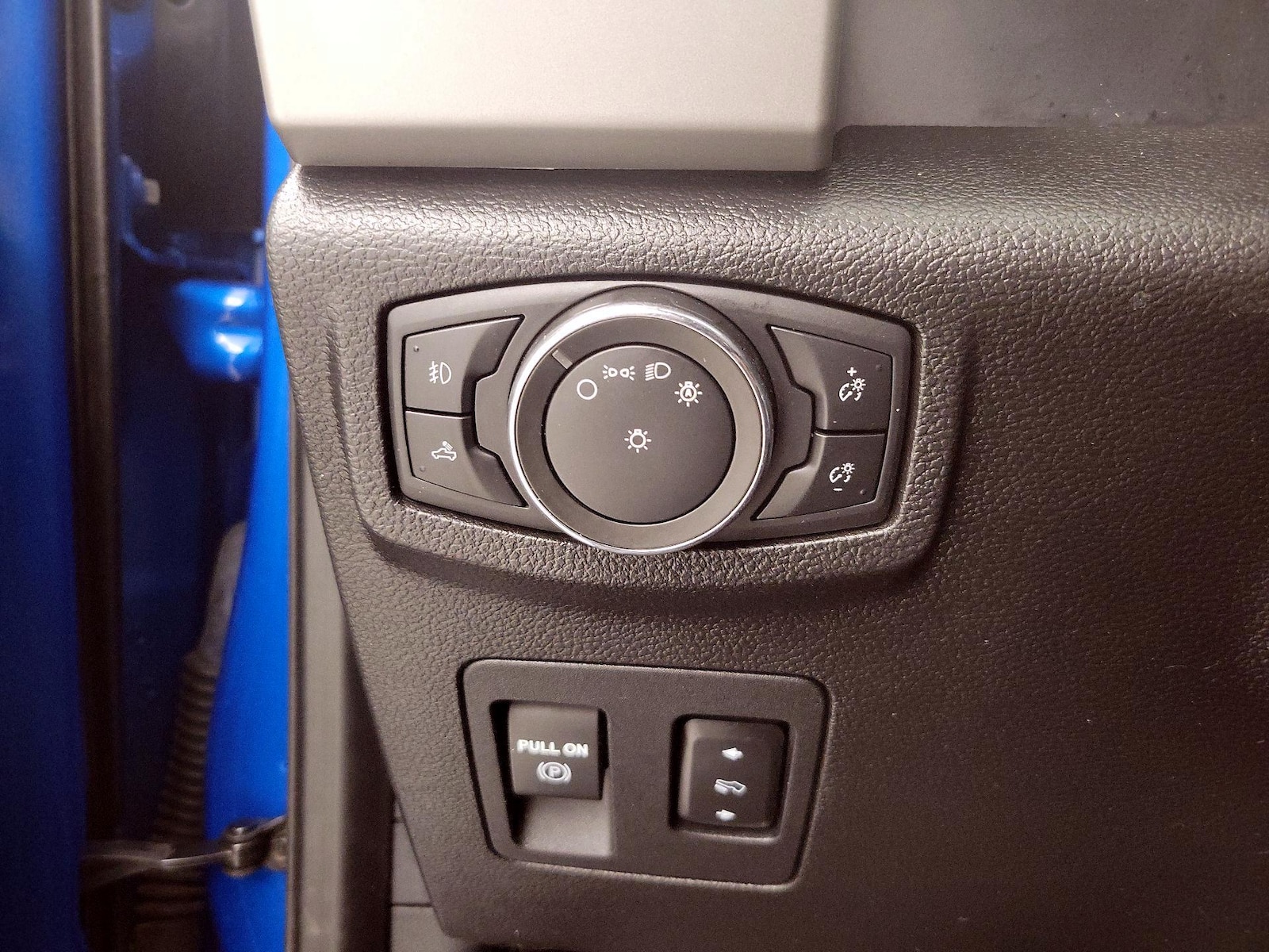 2020 Ford F-150 Lariat - Photo 14