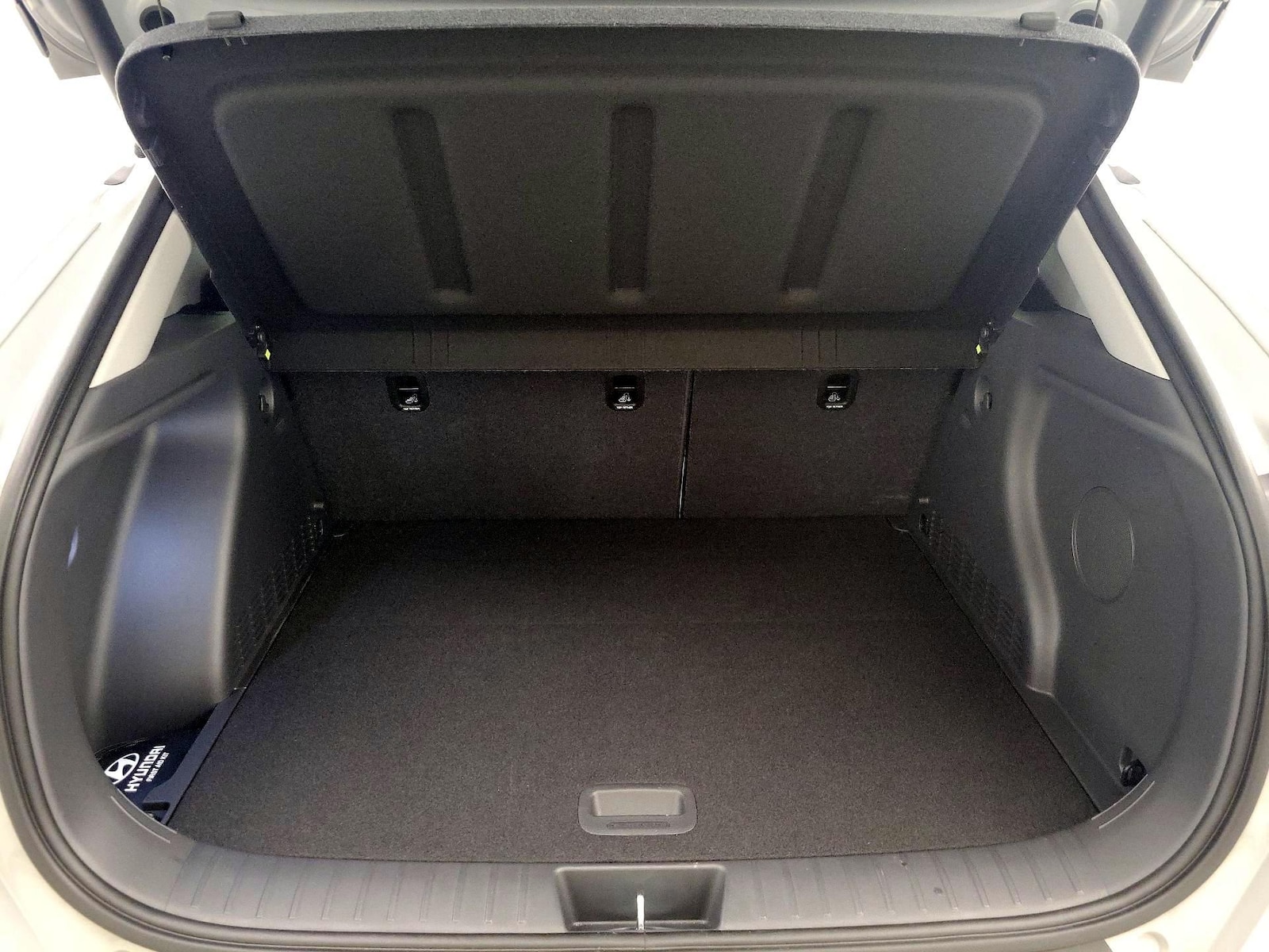 2026 Hyundai Kona Limited - Photo 23