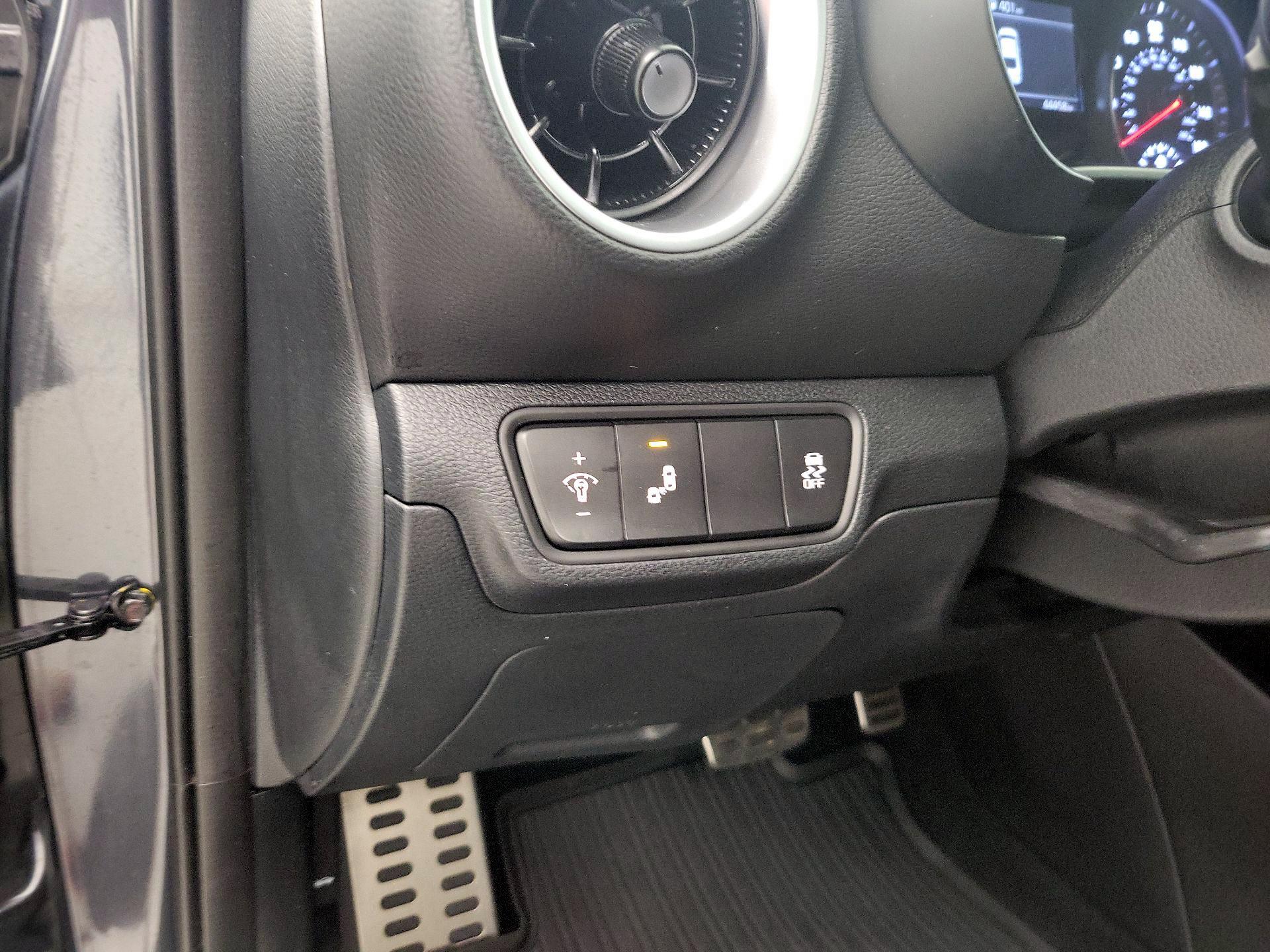 Thumbnail: 2024 Kia Forte - 13