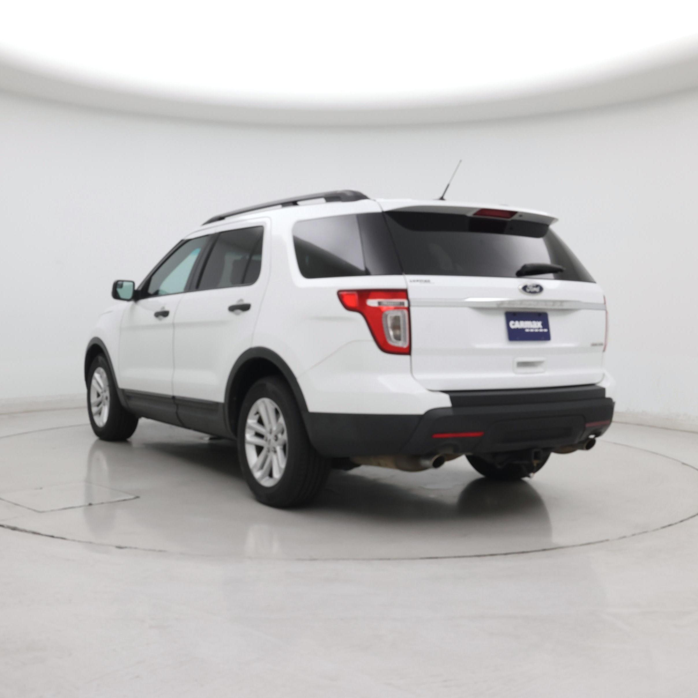 Thumbnail: 2015 Ford Explorer - 2