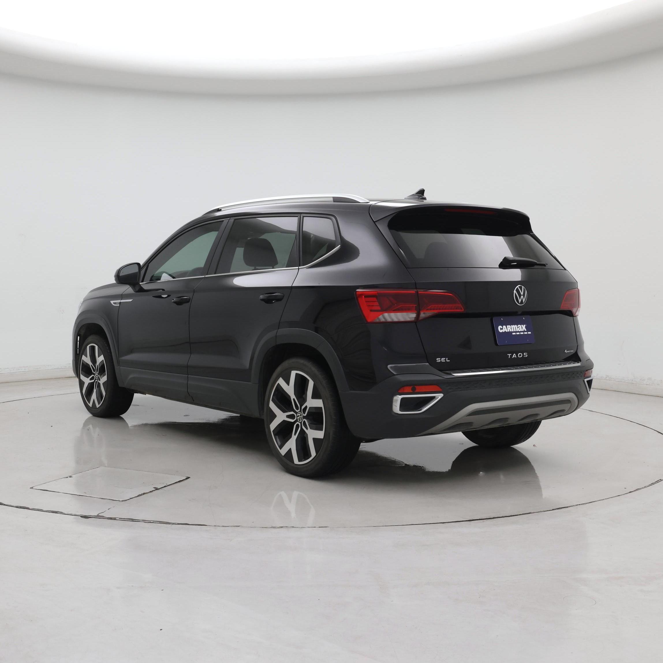 Thumbnail: 2022 Volkswagen Taos - 2