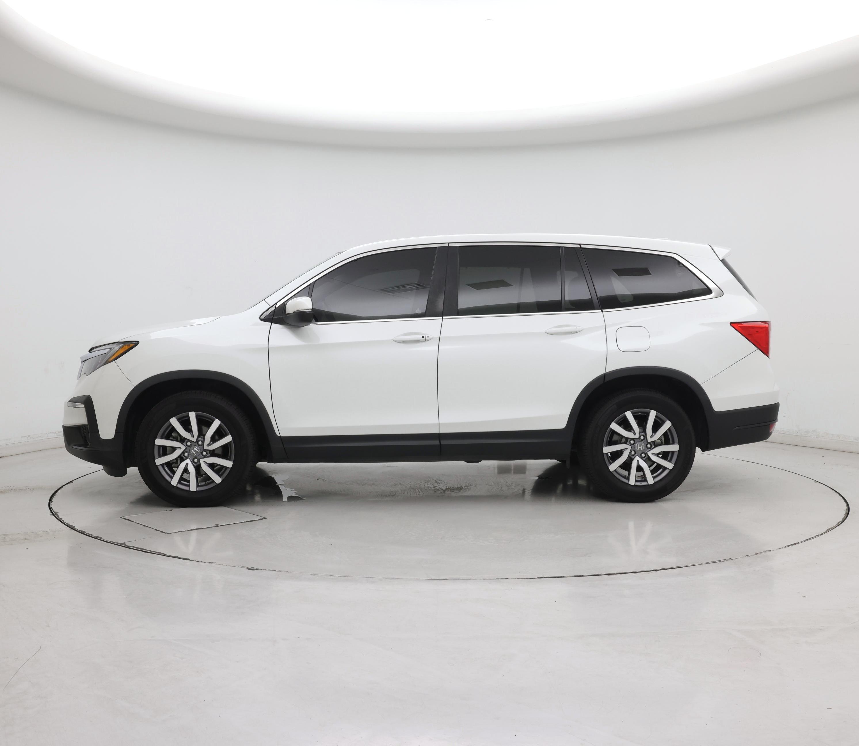 Thumbnail: 2020 Honda Pilot - 3