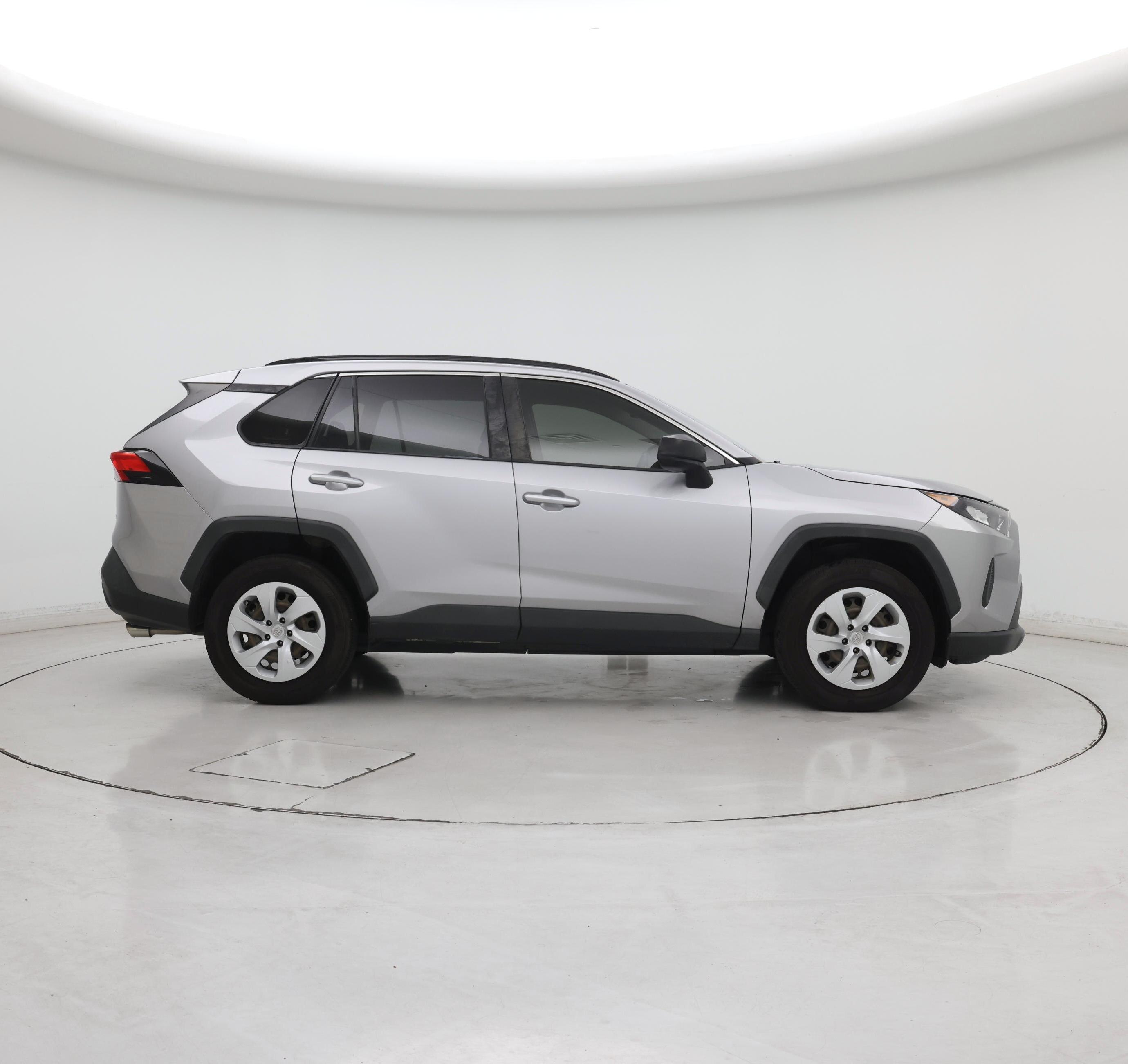 Thumbnail: 2021 Toyota RAV4 - 7