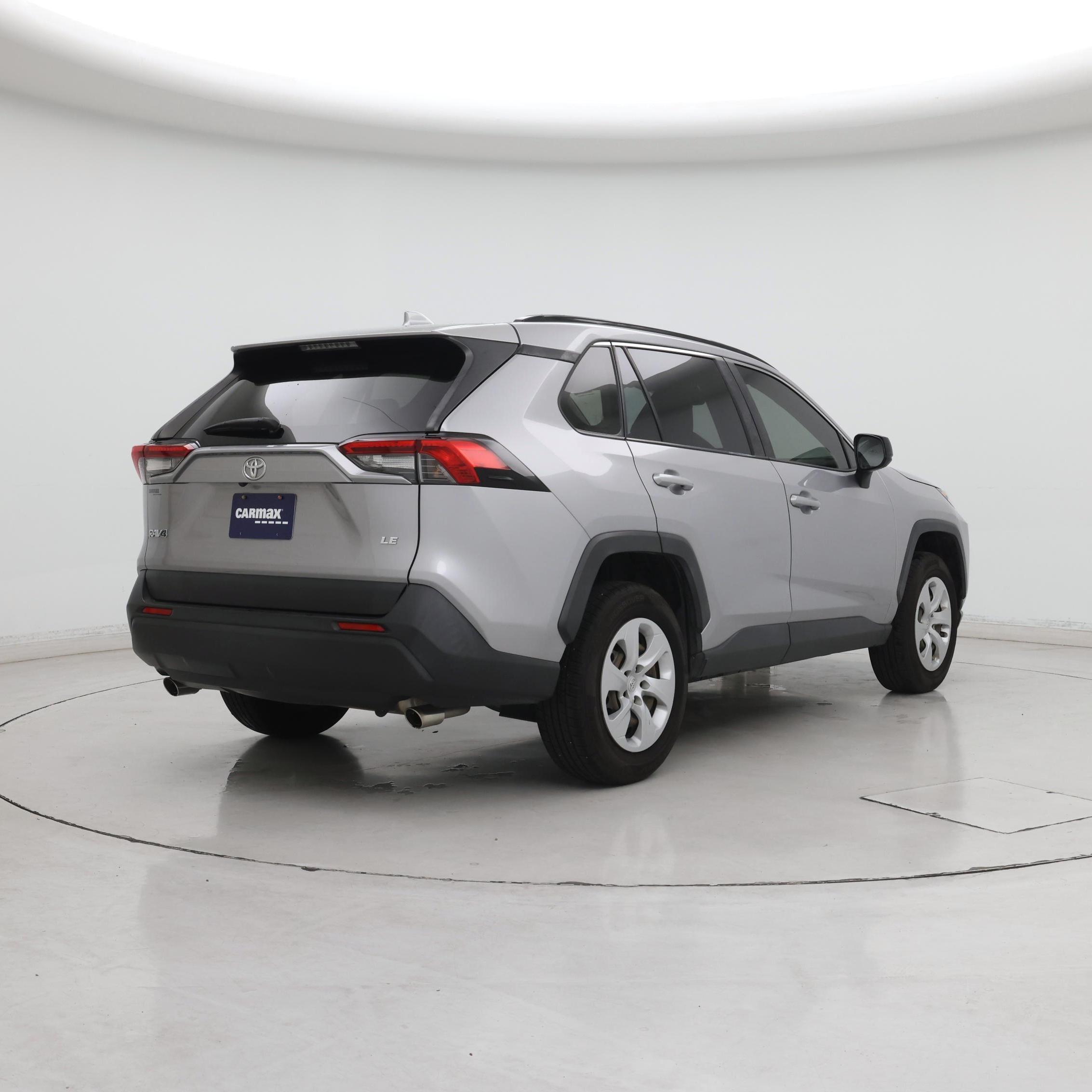 Thumbnail: 2021 Toyota RAV4 - 8
