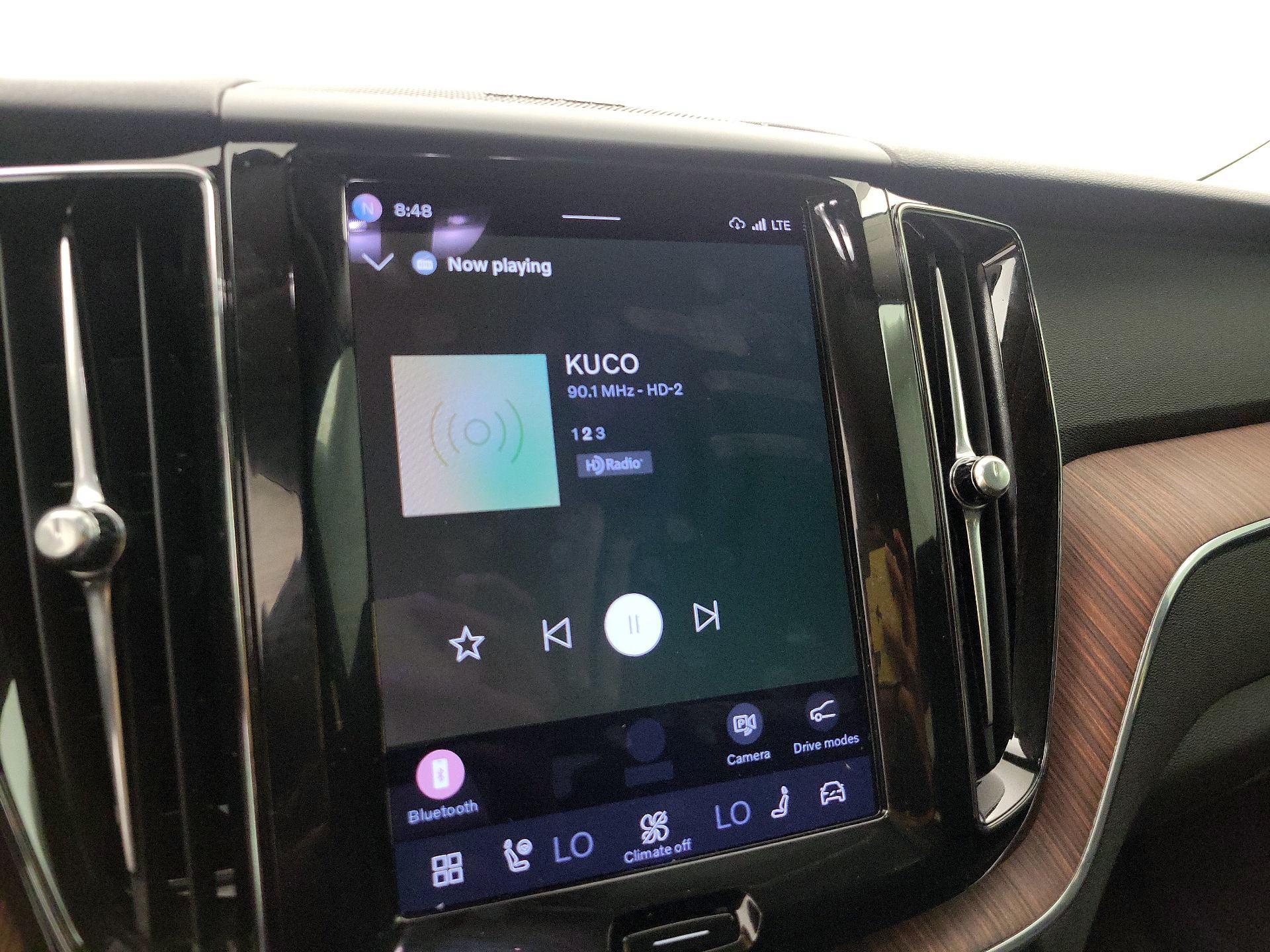 Thumbnail: 2023 Volvo XC60 - 15
