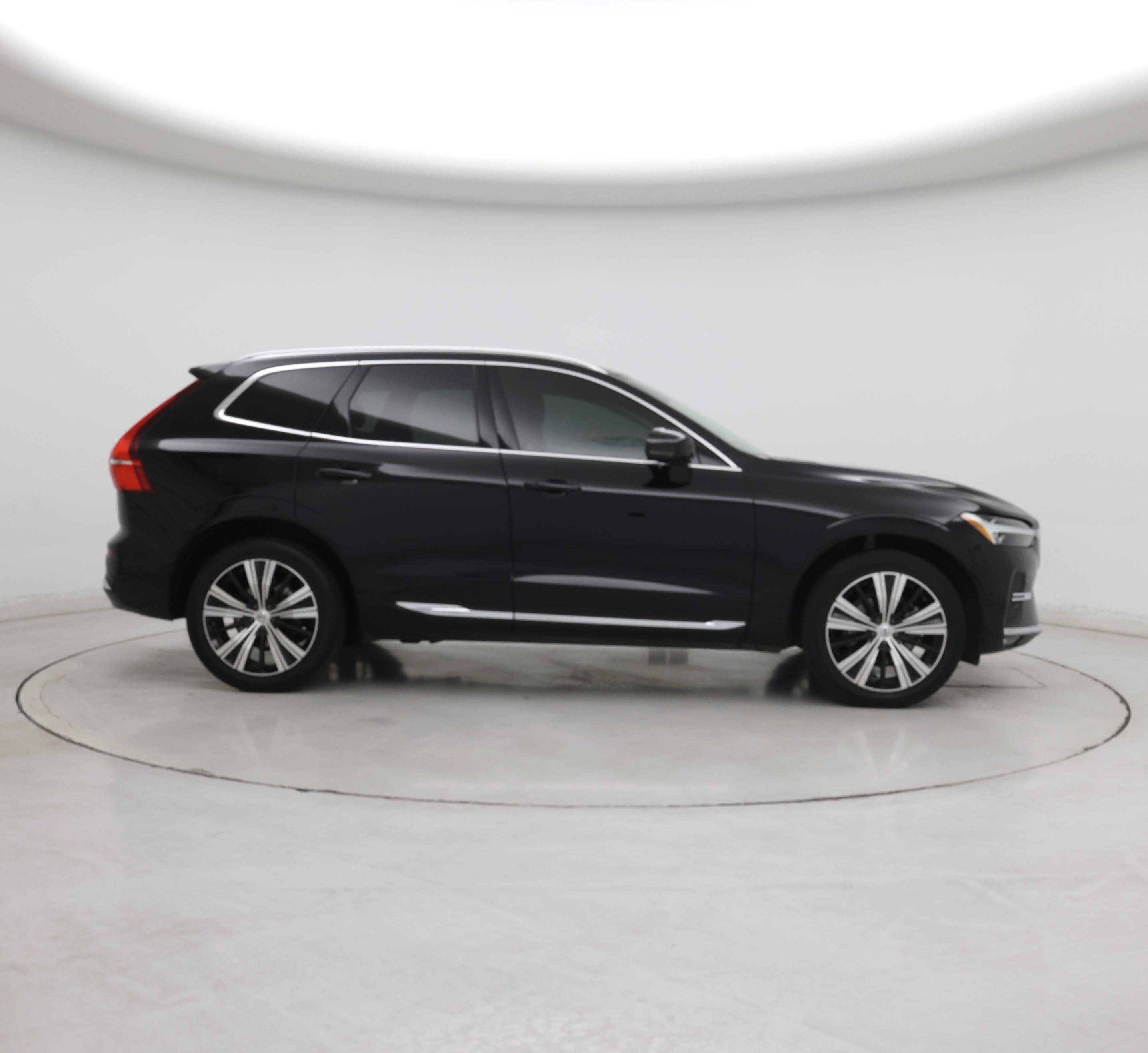Thumbnail: 2023 Volvo XC60 - 7