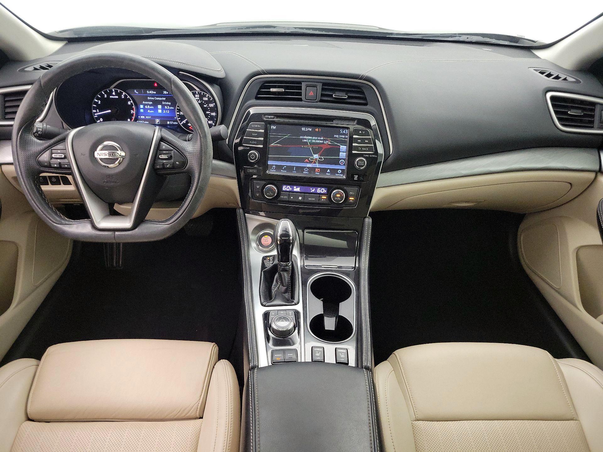 Thumbnail: 2016 Nissan Maxima - 9