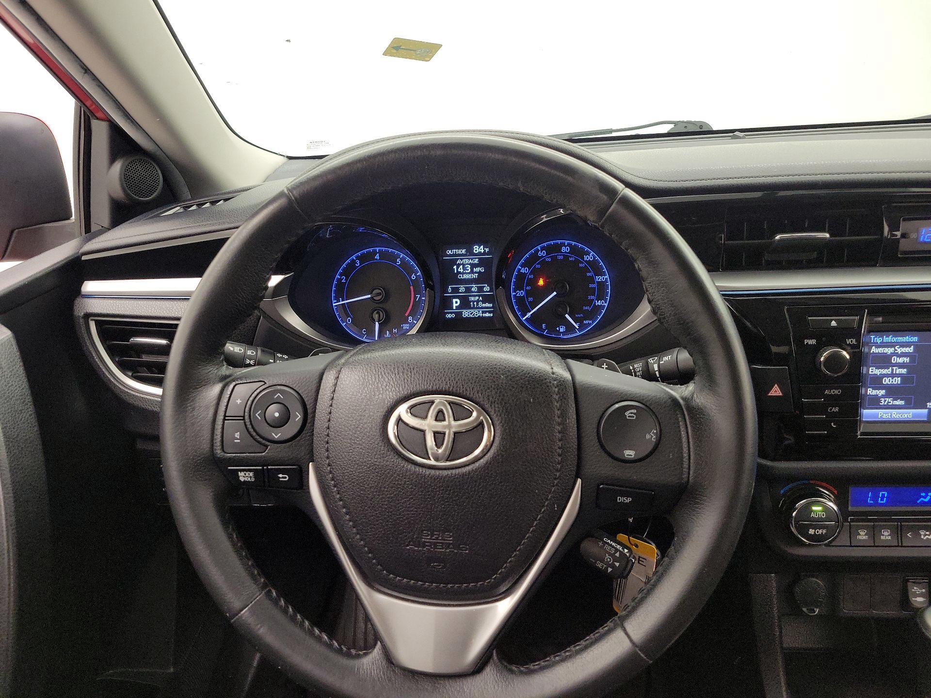 Thumbnail: 2015 Toyota Corolla - 10