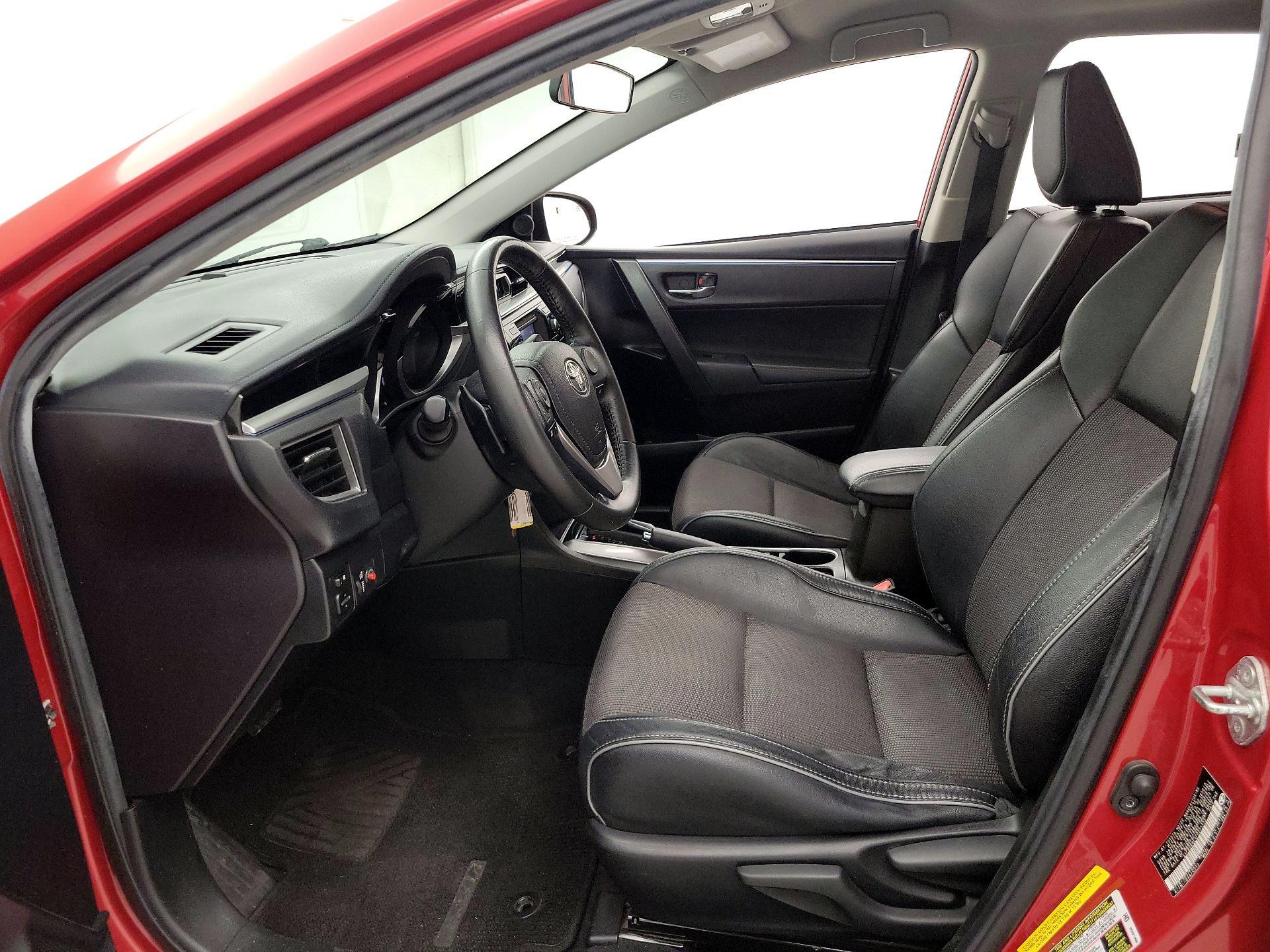 Thumbnail: 2015 Toyota Corolla - 11