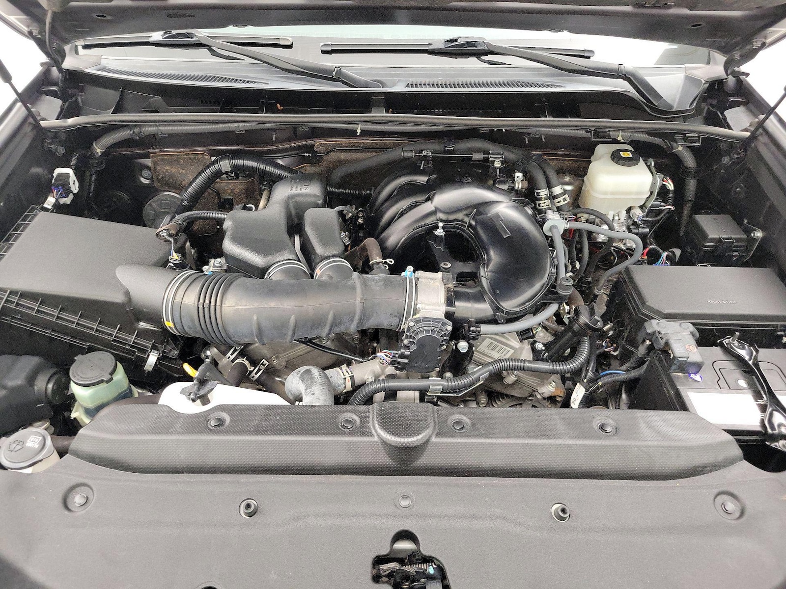 2021 Toyota 4Runner SR5 Premium - Photo 24
