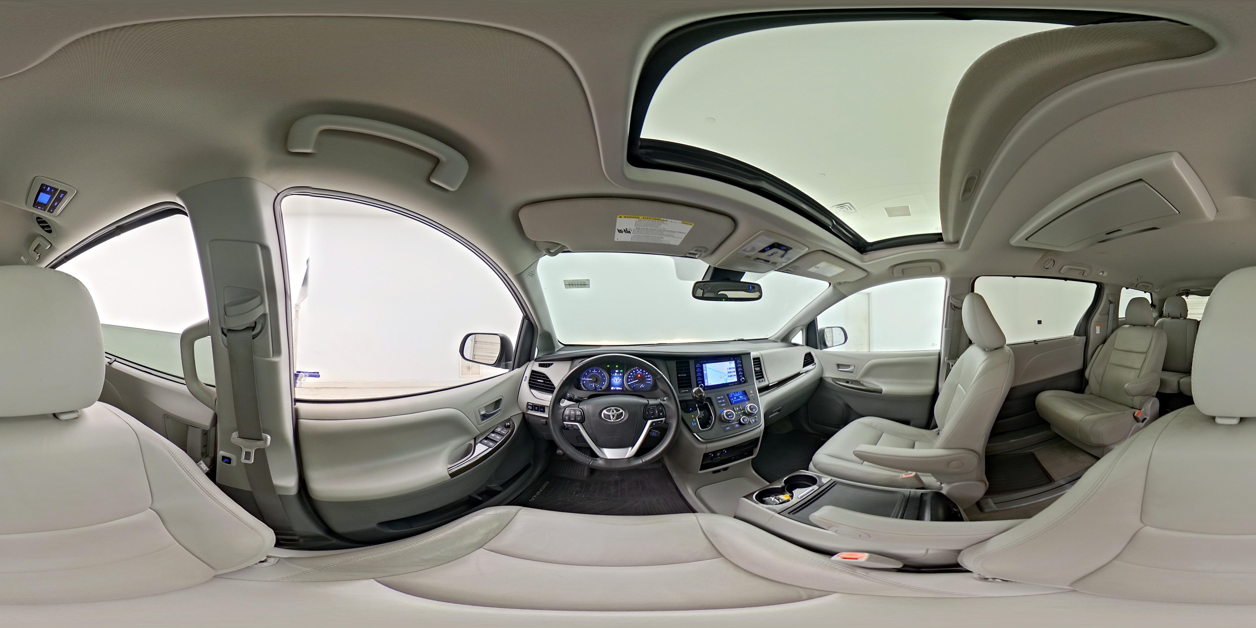 2018 Toyota Sienna XLE Premium - Photo 30