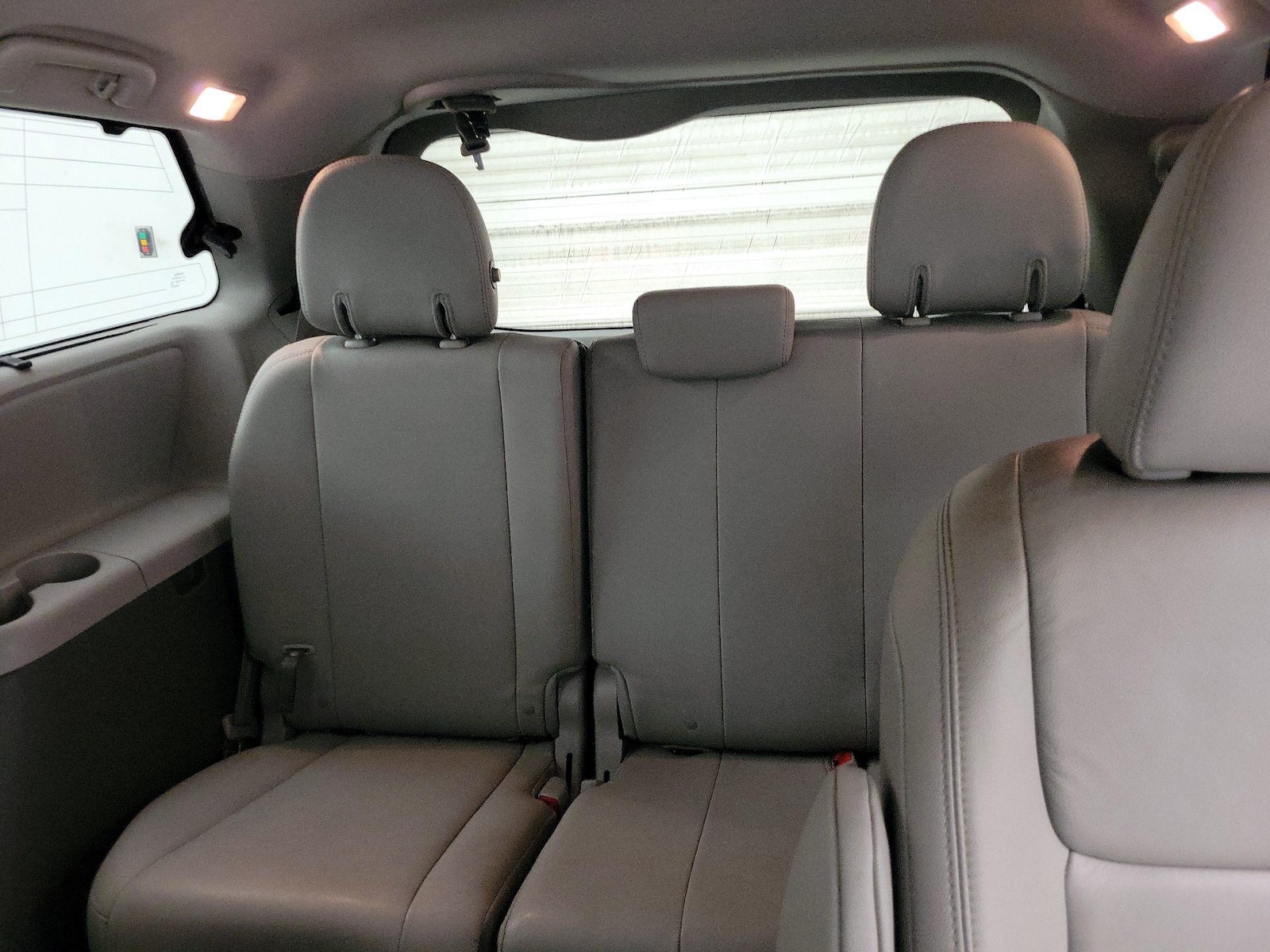 2018 Toyota Sienna XLE Premium - Photo 23