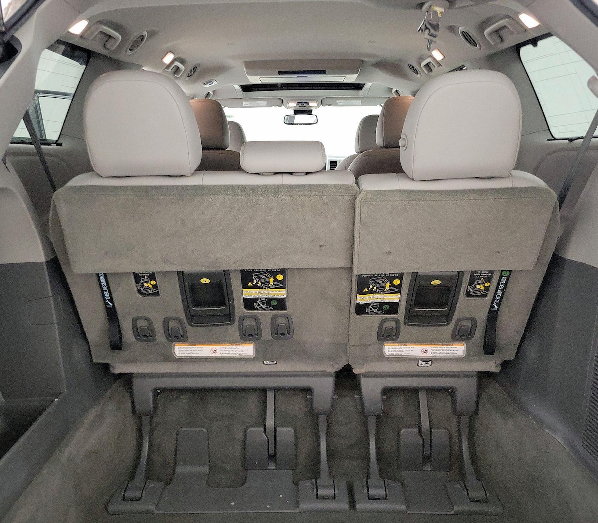 Trunk/Cargo (Seats Up)