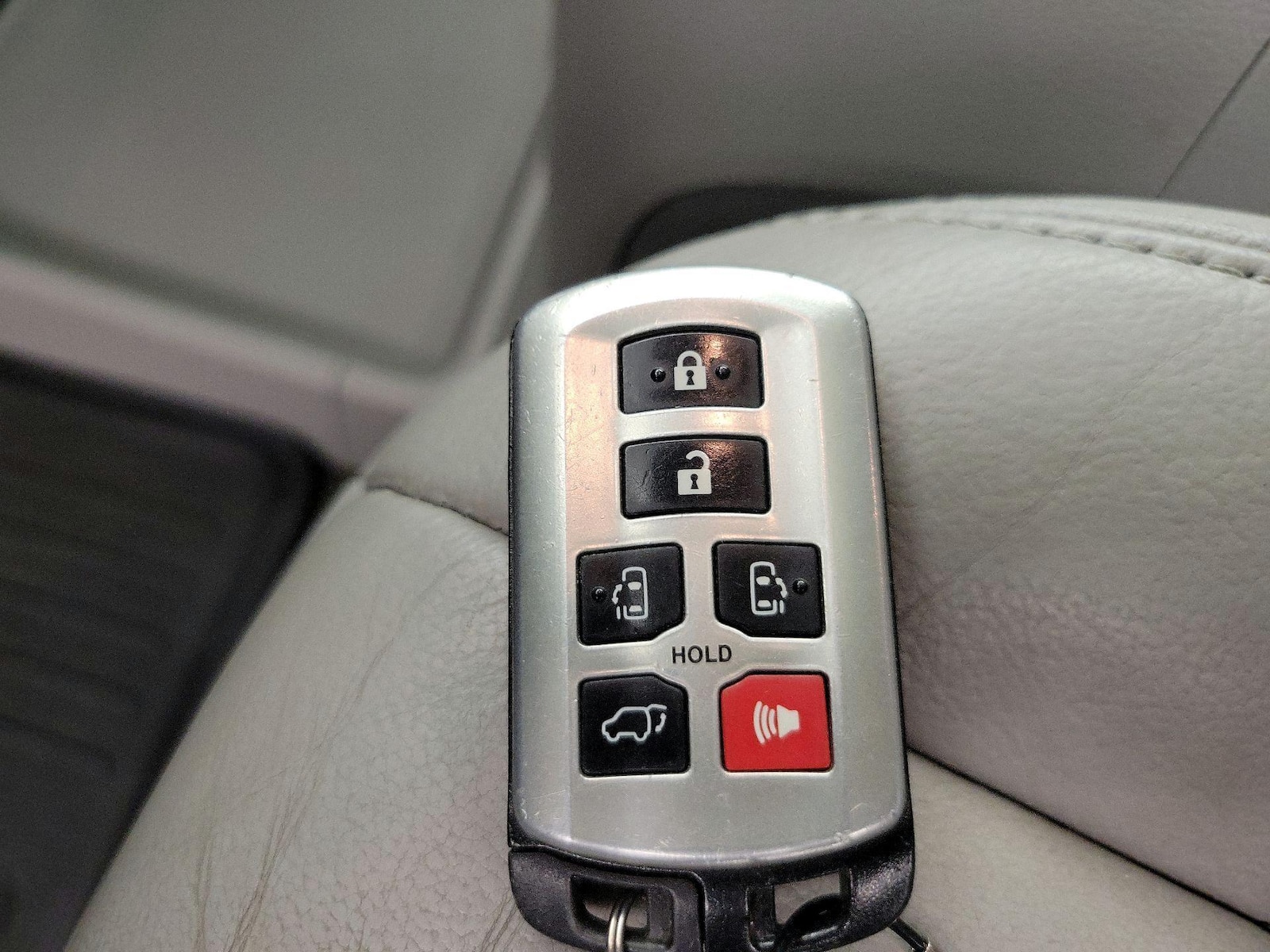 2018 Toyota Sienna XLE Premium - Photo 27