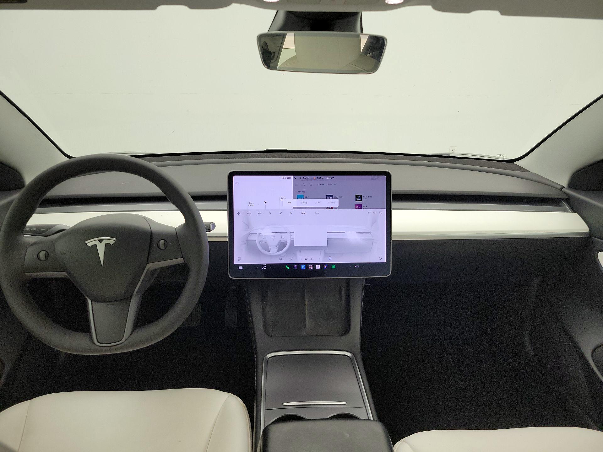 Thumbnail: 2021 Tesla Model 3 - 9