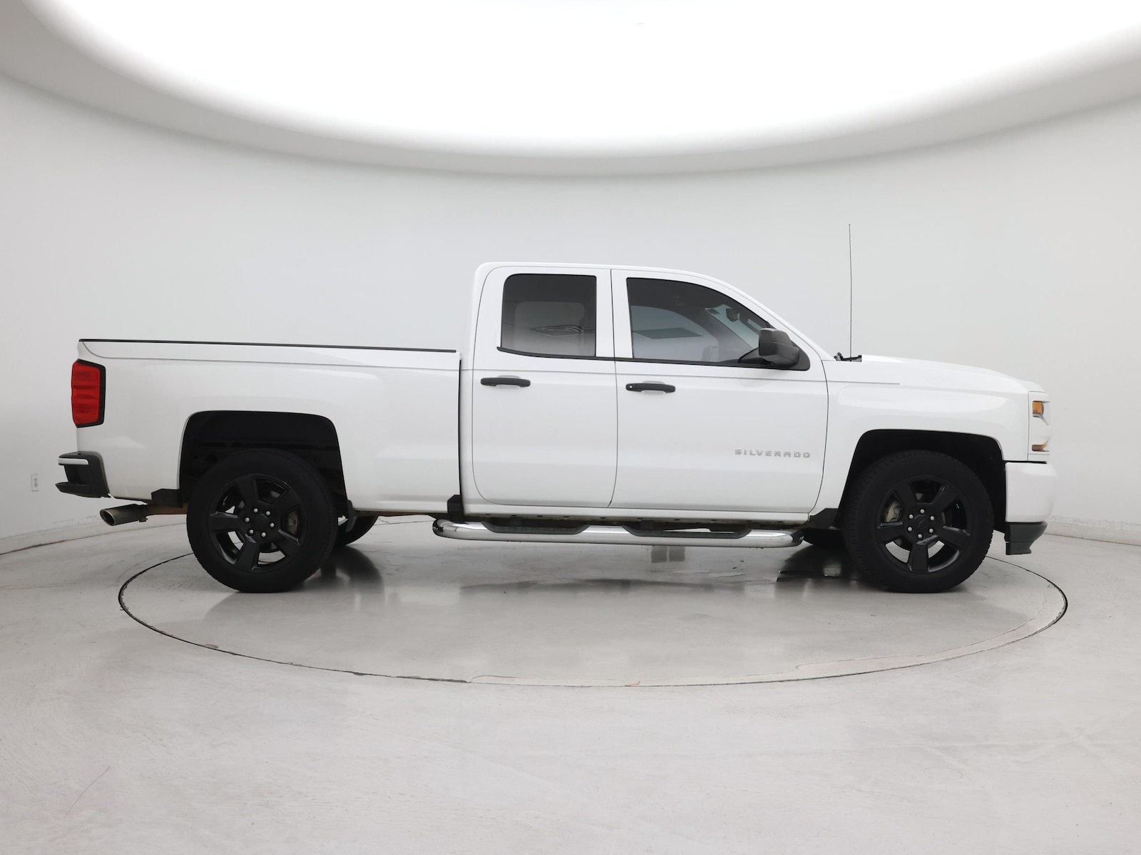 2018 Chevrolet Silverado 1500 Custom - Photo 8