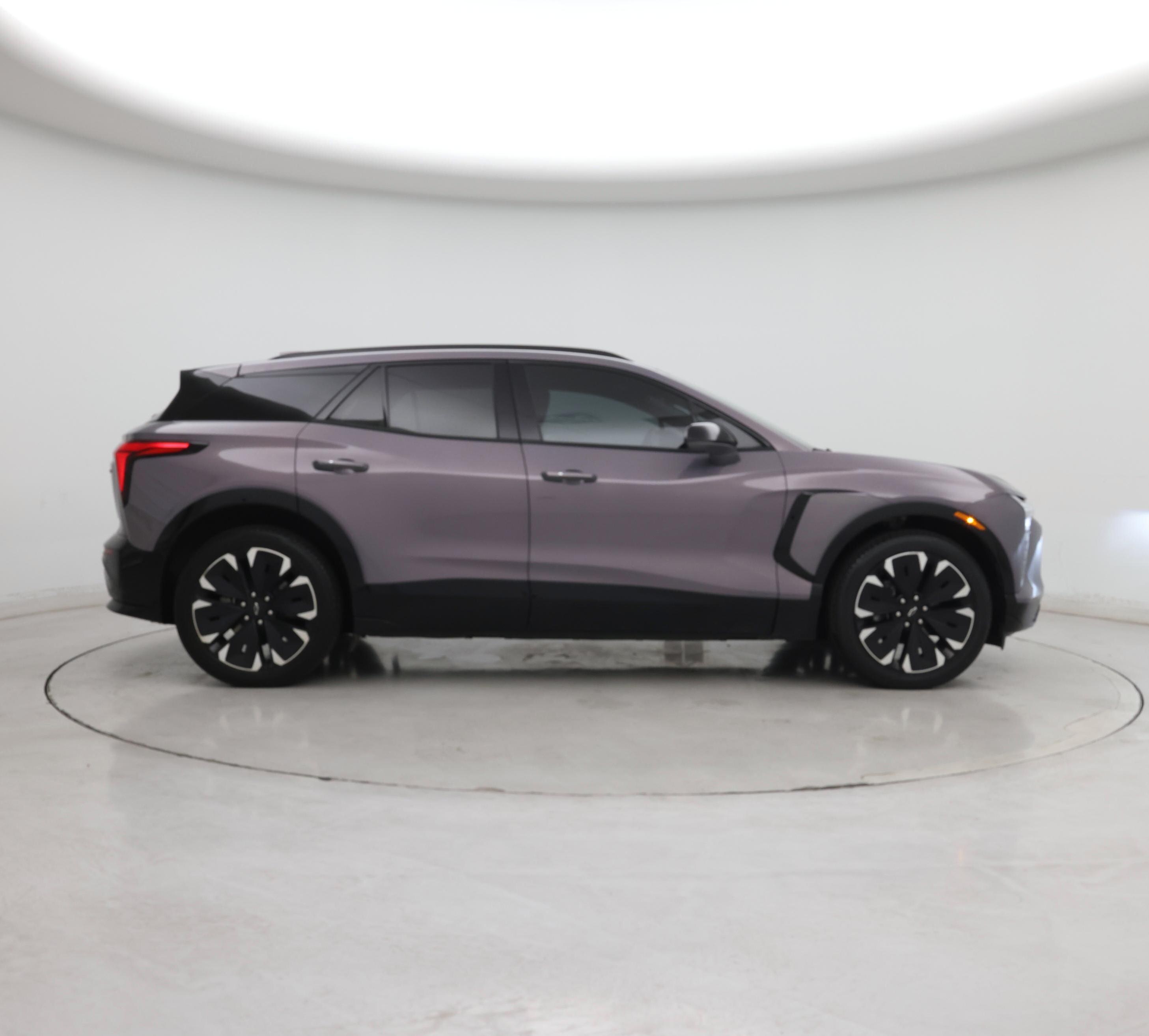 Thumbnail: 2024 Chevrolet Blazer EV - 3