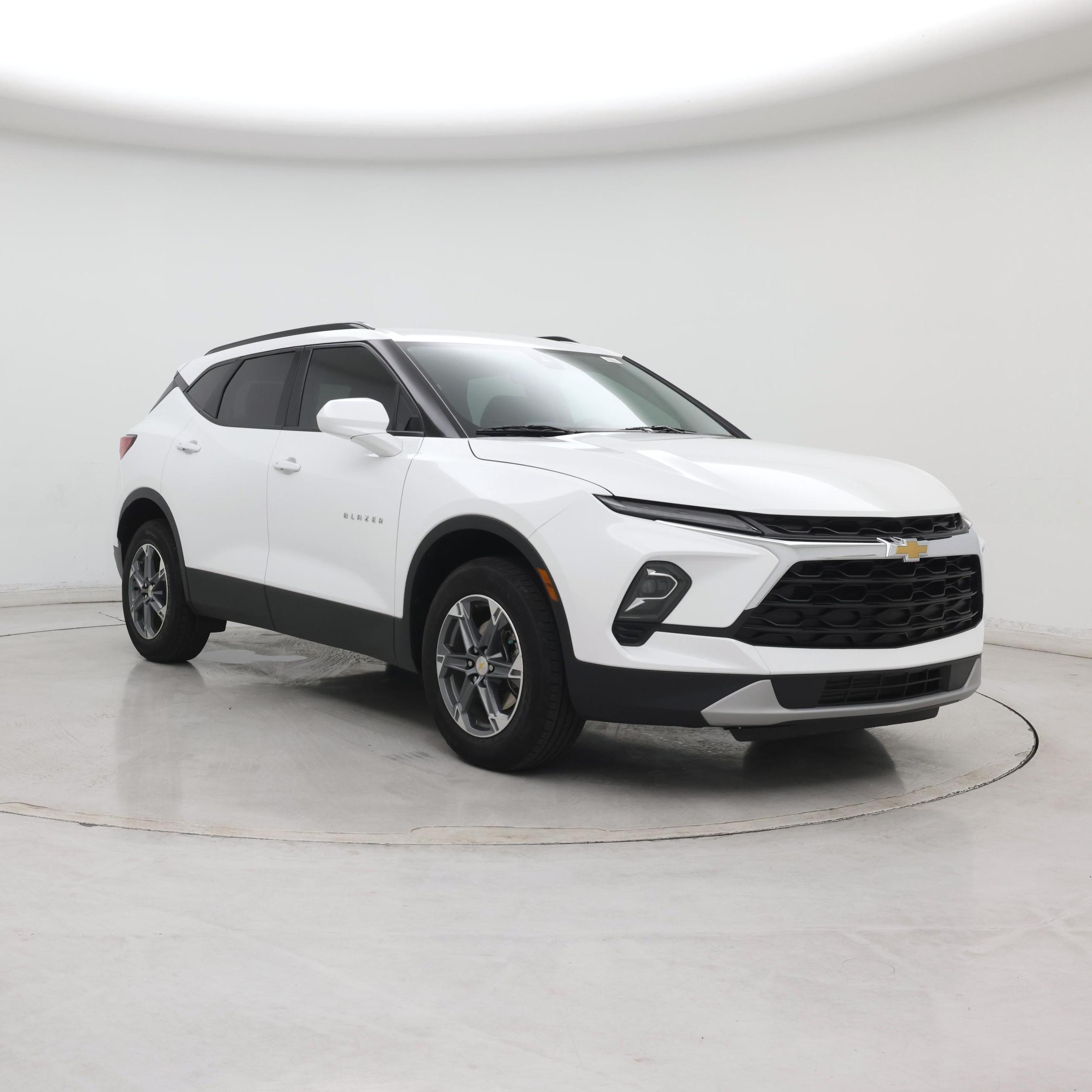 White 2024 Chevrolet Blazer SUV / Crossover Front-Wheel Drive Automatic