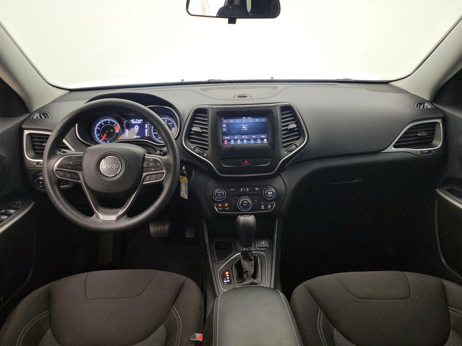 2019 Jeep Cherokee Latitude - Photo 10