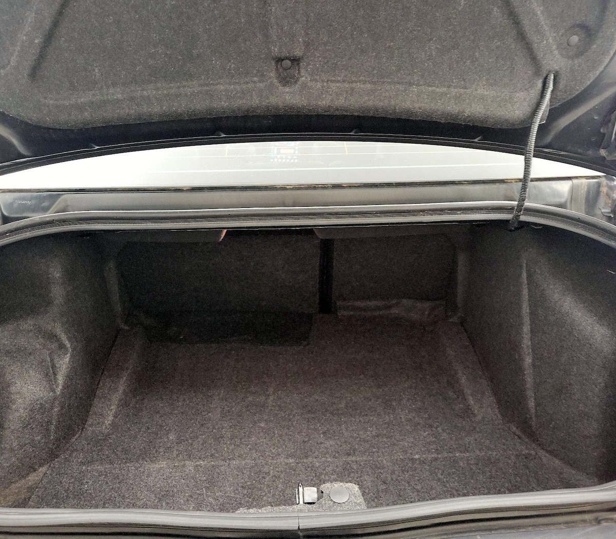 Trunk/Cargo (Seats Up)