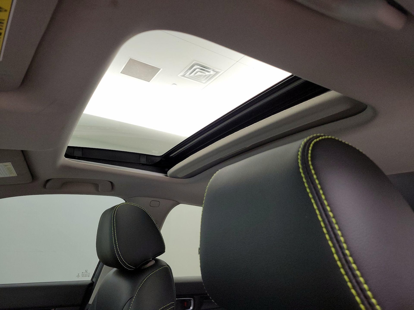 Sunroof(s) & Overhead Airbags